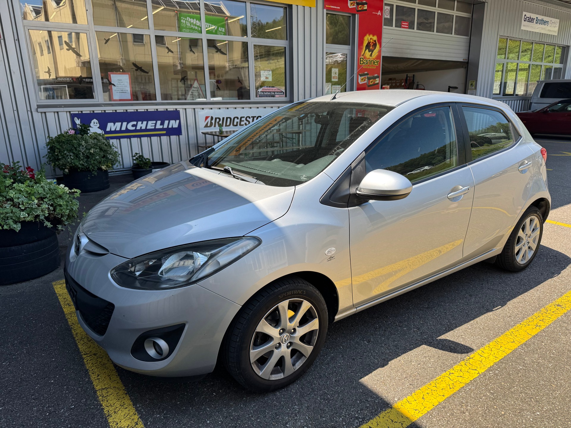 MAZDA 2 1.5i 16V Exclusive Automatic-image-0