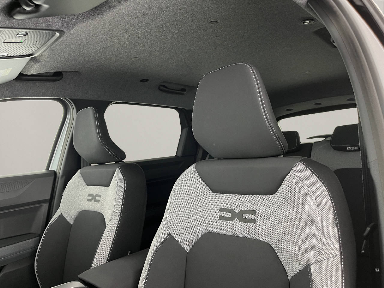 DACIA Bigster 1.2 Hybrid Journey 4WD-image-14