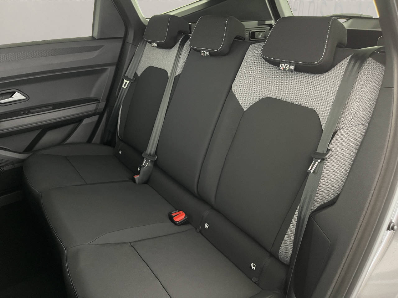 DACIA Bigster 1.2 Hybrid Journey 4WD-image-16