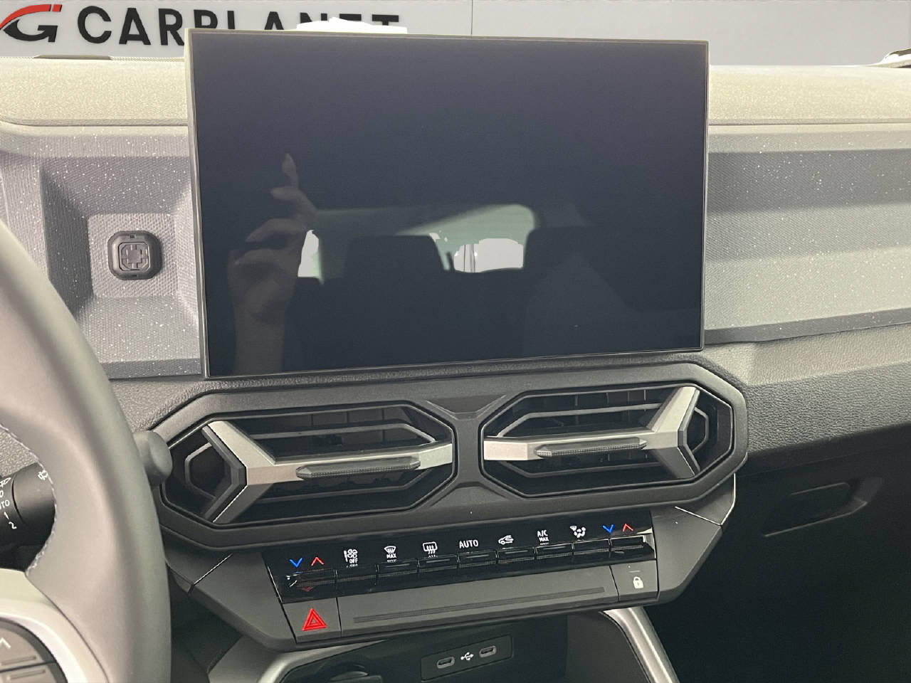 DACIA Bigster 1.2 Hybrid Journey 4WD-image-11