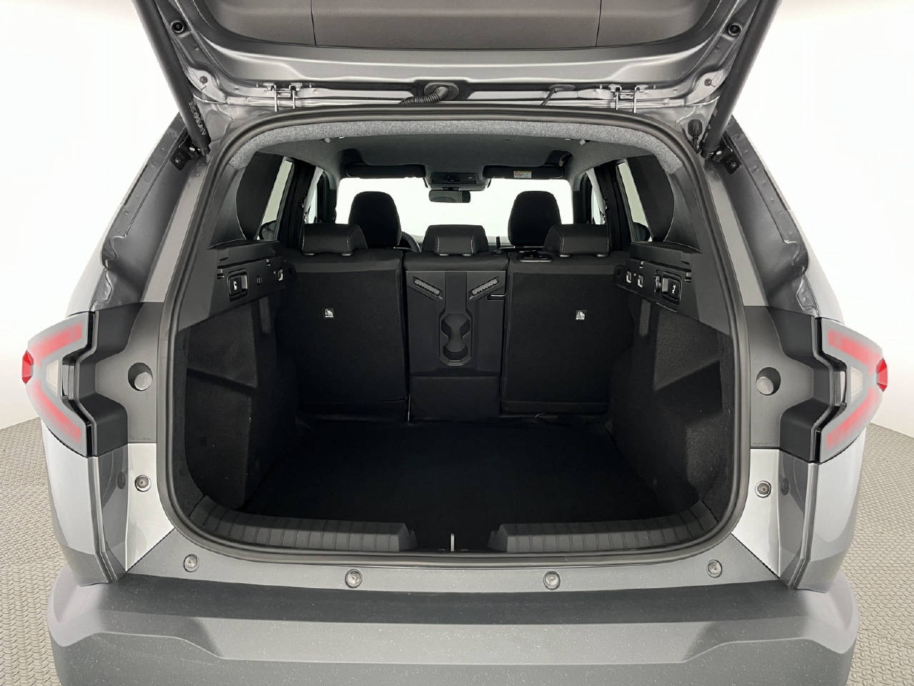 DACIA Bigster 1.2 Hybrid Journey 4WD-image-17