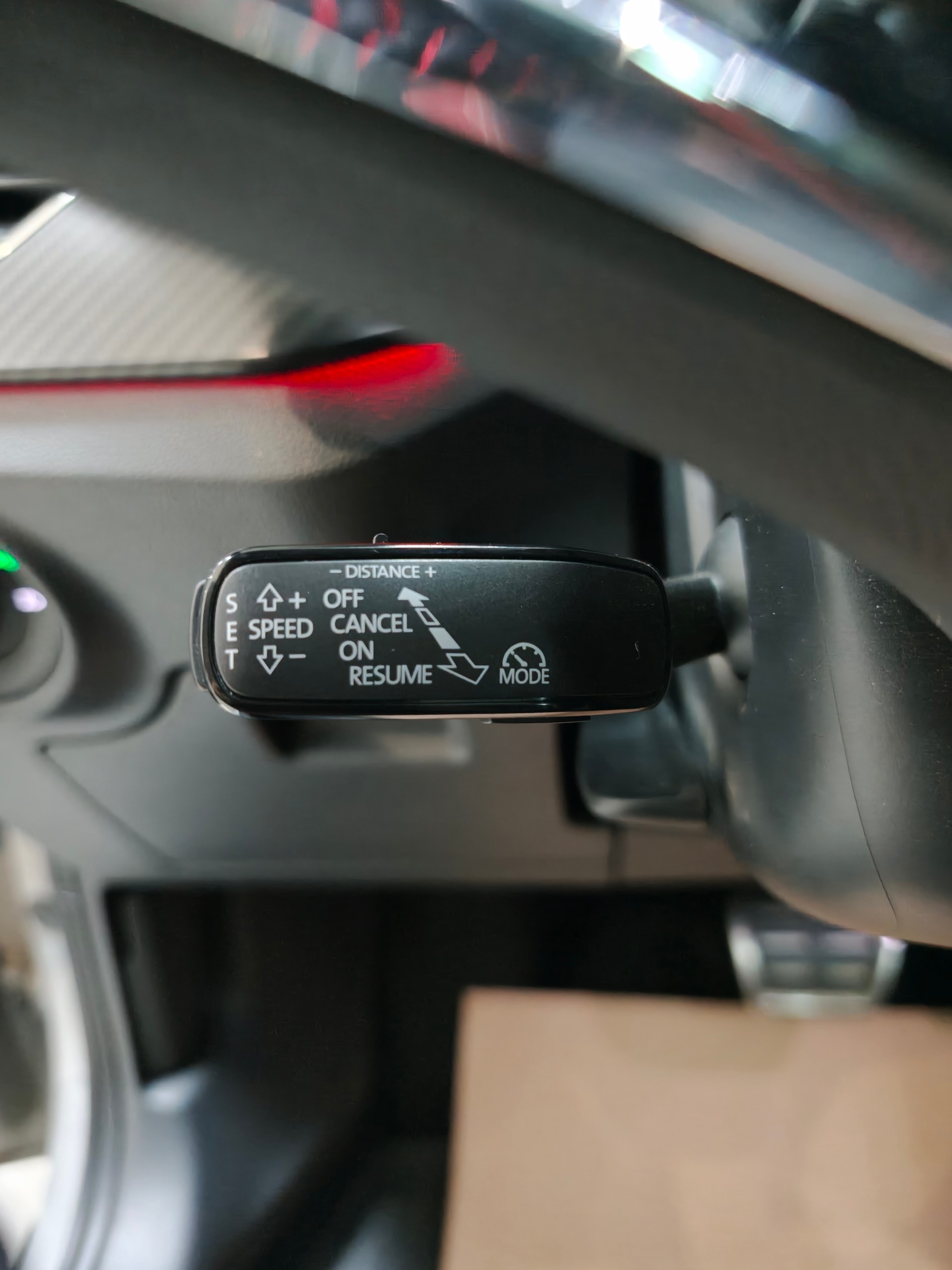 SKODA Kamiq 1.0 TSI Monte Carlo DSG-image-12