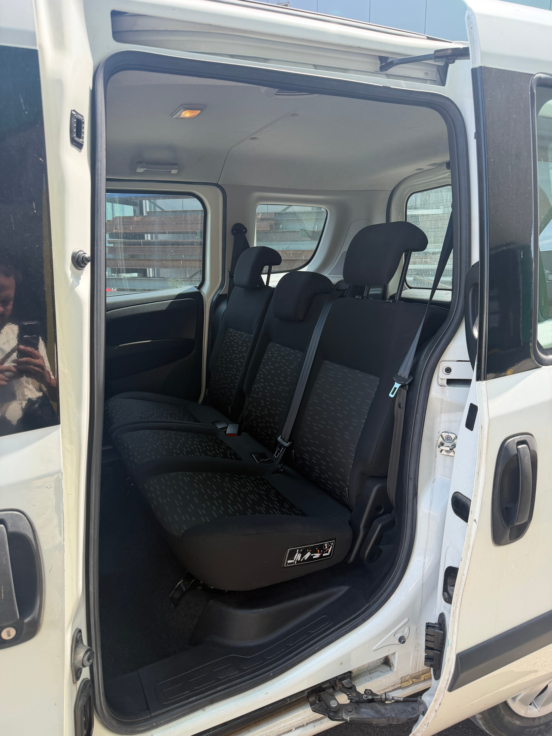 OPEL COMBO-image-14