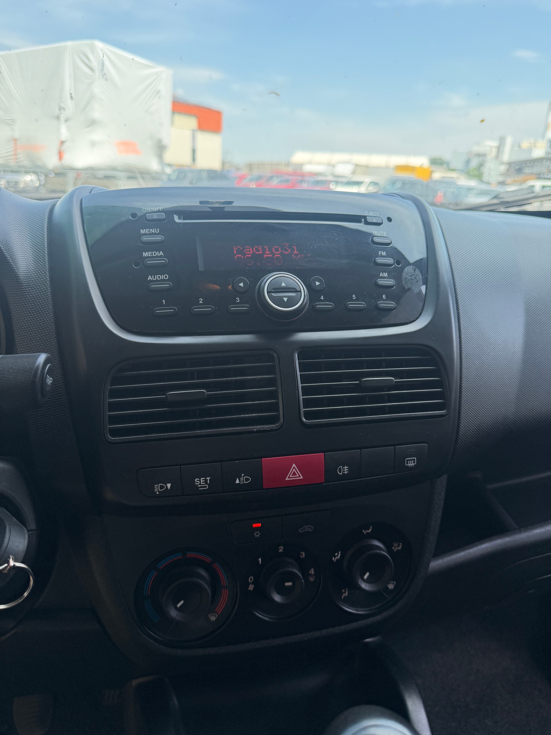OPEL COMBO-image-10