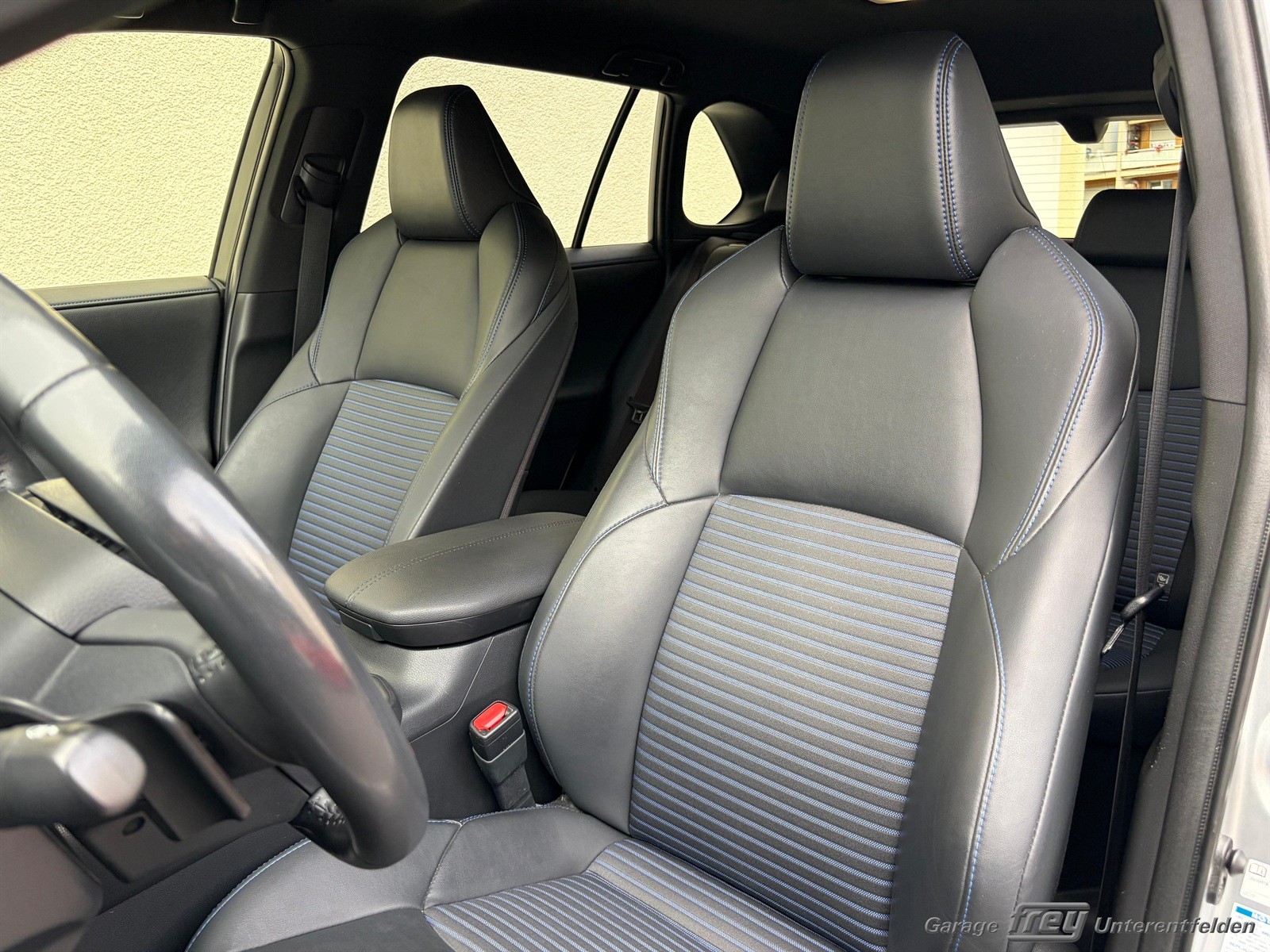 TOYOTA RAV-4 2.5 HSD Style e-CVT 4WD-image-4