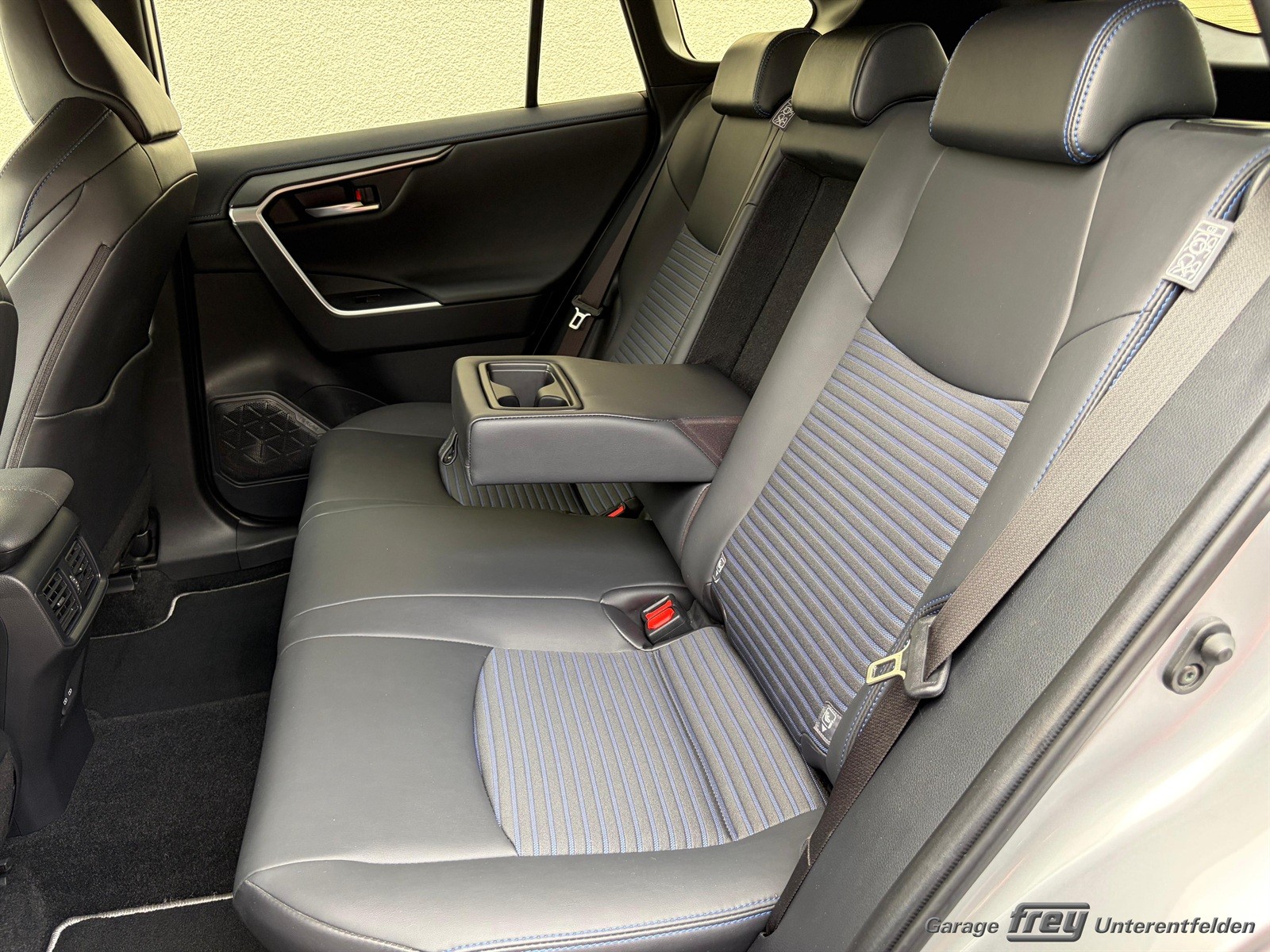 TOYOTA RAV-4 2.5 HSD Style e-CVT 4WD-image-14
