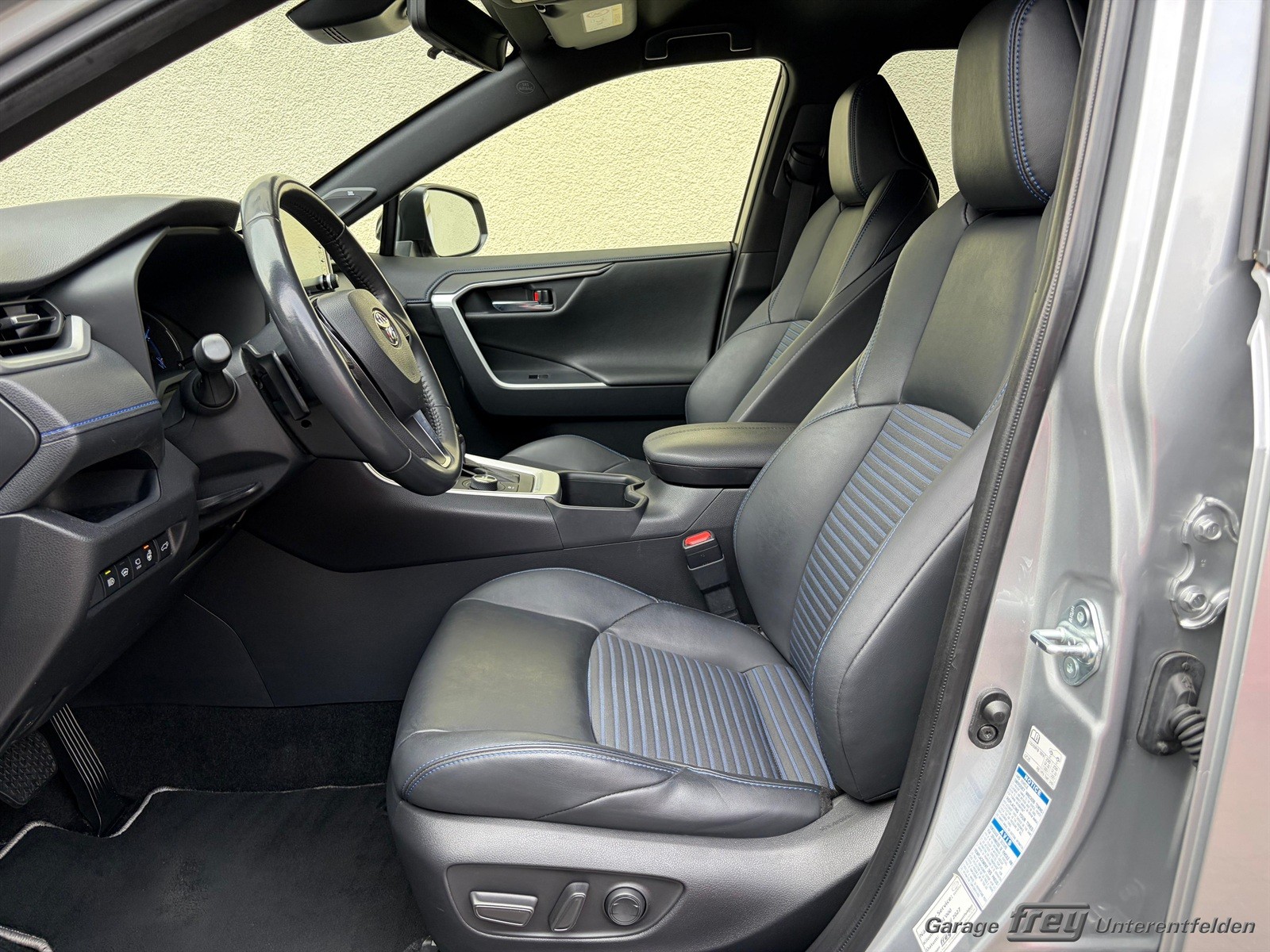 TOYOTA RAV-4 2.5 HSD Style e-CVT 4WD-image-5