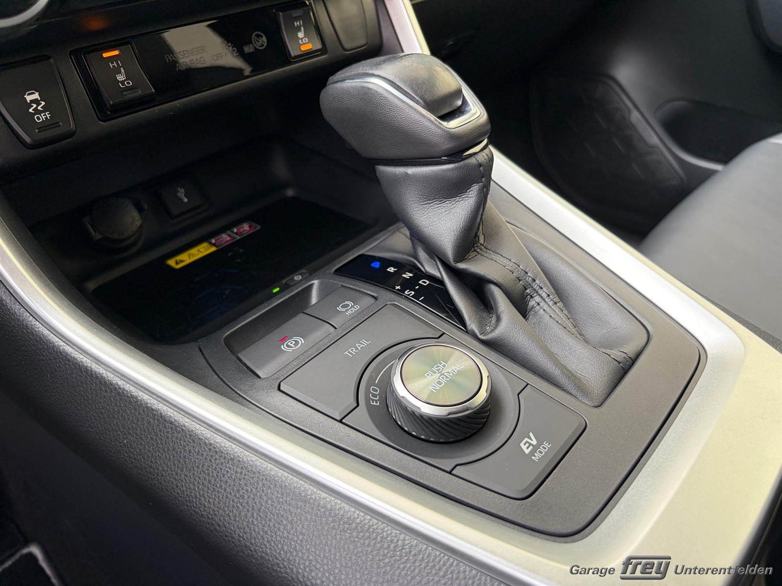 TOYOTA RAV-4 2.5 HSD Style e-CVT 4WD-image-11
