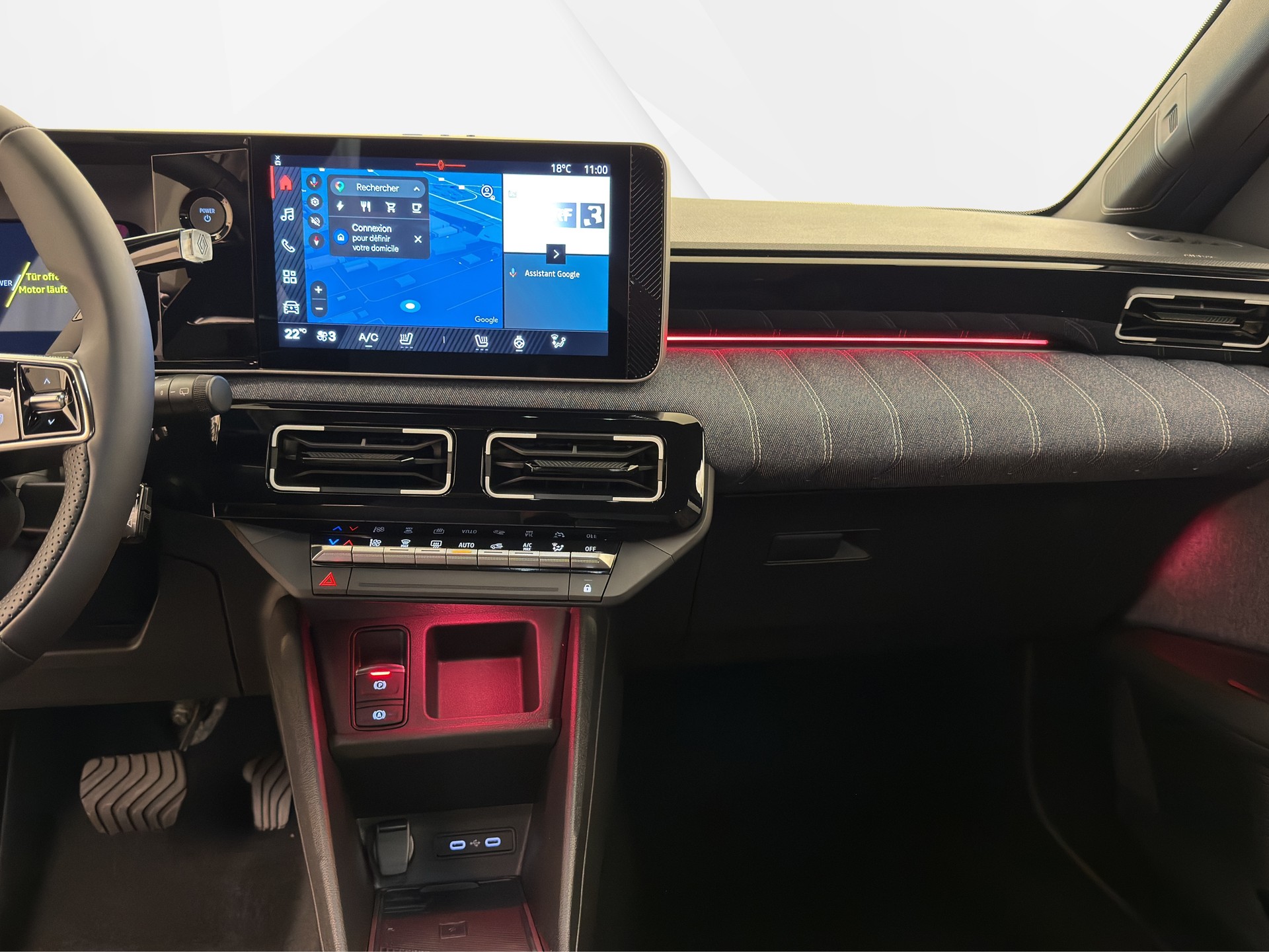 RENAULT R5 E-Tech Comfort Range techno-image-9