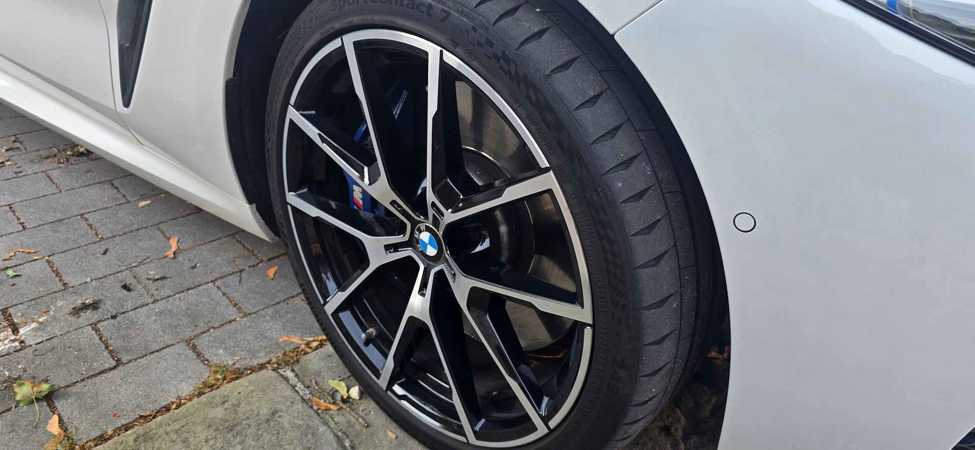 BMW 840d xDrive-image-5