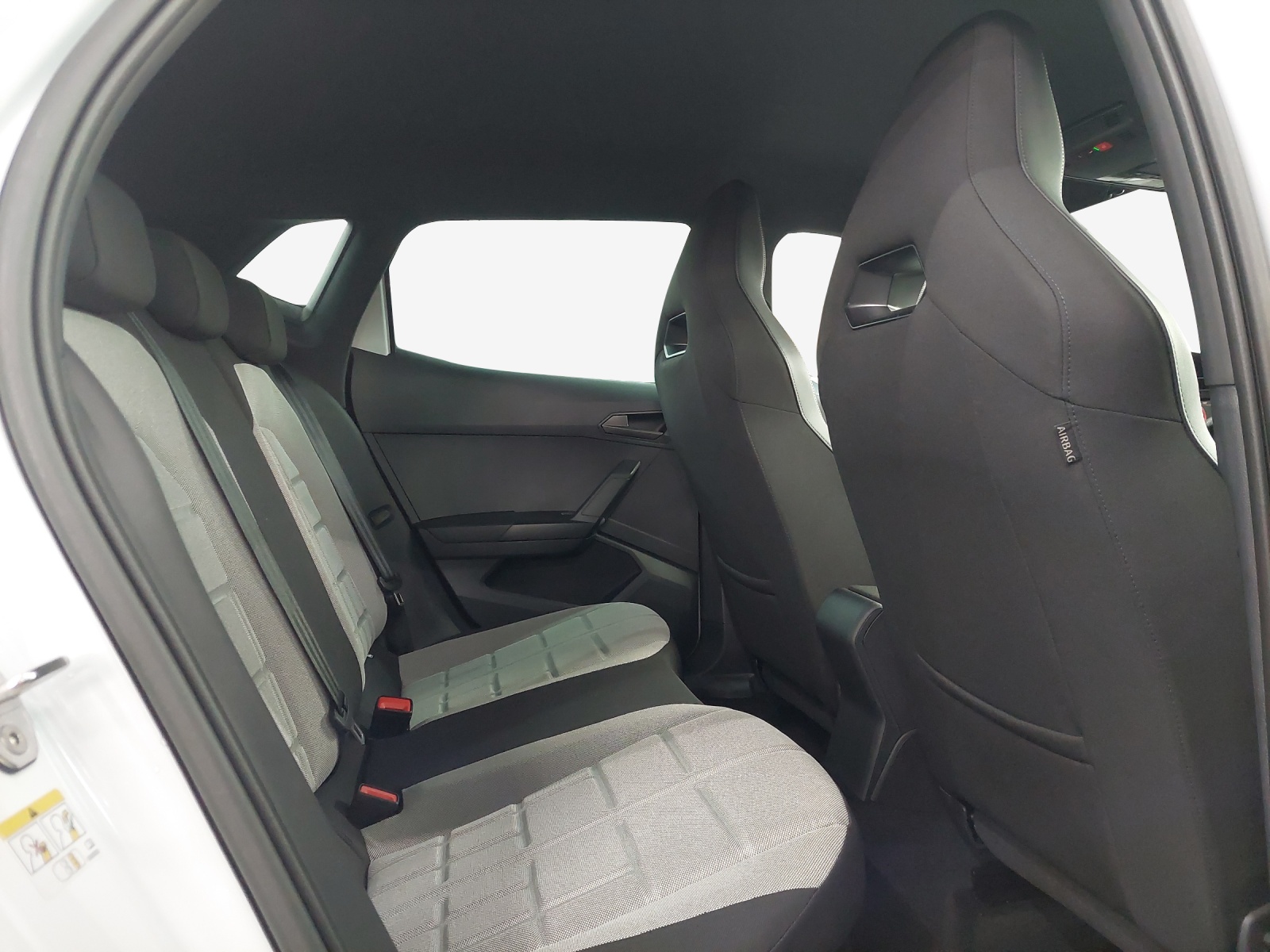 SEAT Ibiza 1.0 EcoTSI FR DSG-image-13
