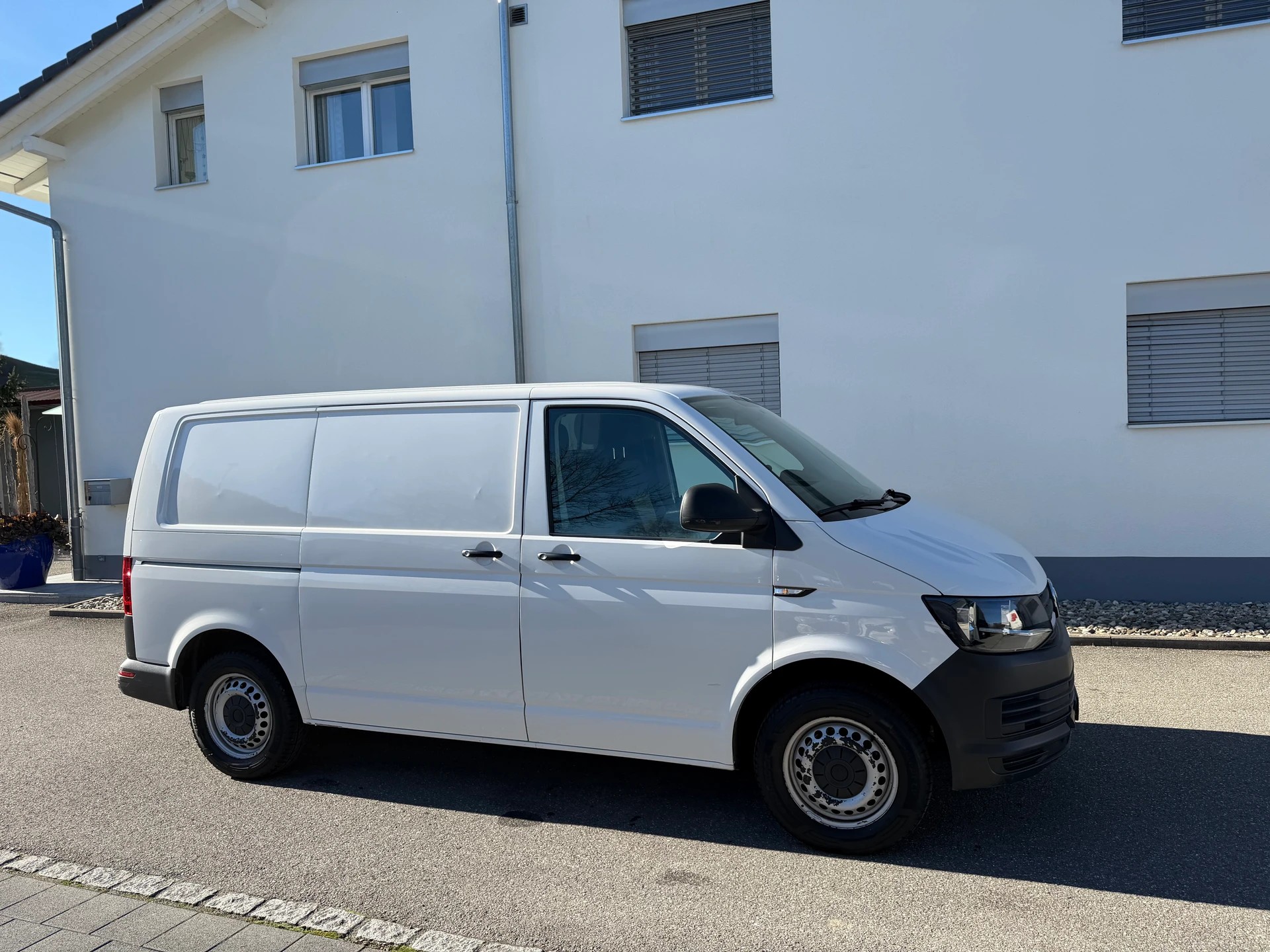 VW T6 2.0 TDI Euro 5-image-3
