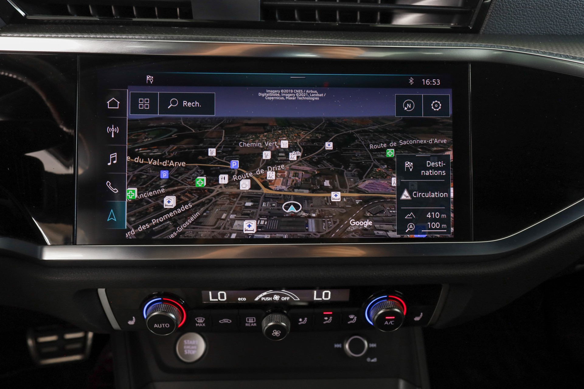 AUDI Q3 40 TDI S line quattro S-tronic-image-14