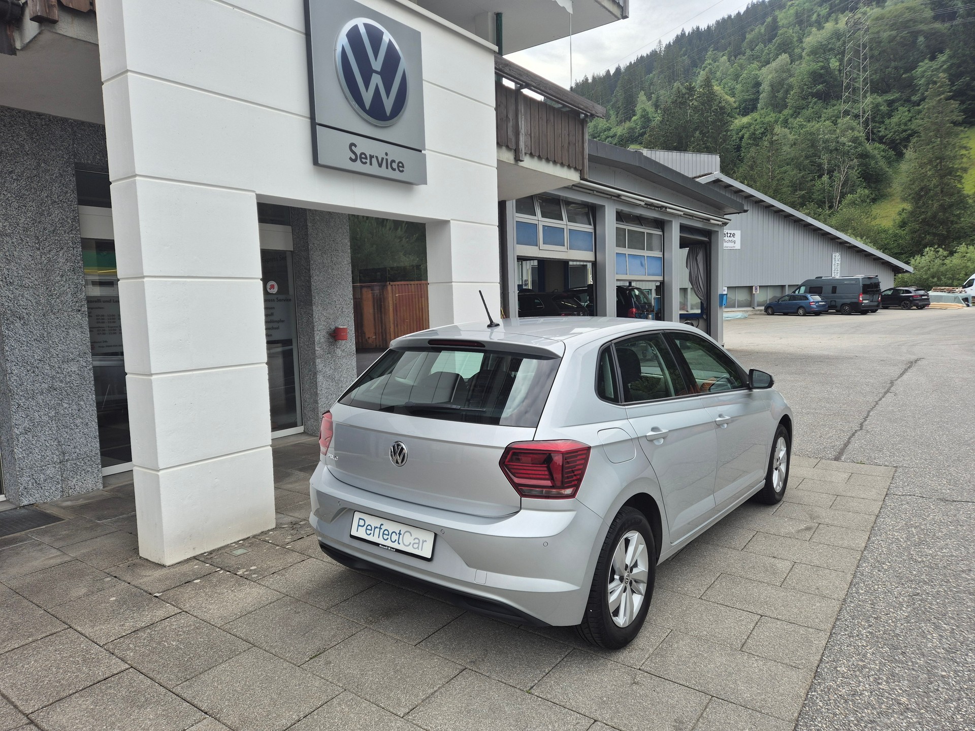 VW Polo 1.0 TSI BMT Comfortline DSG-image-4