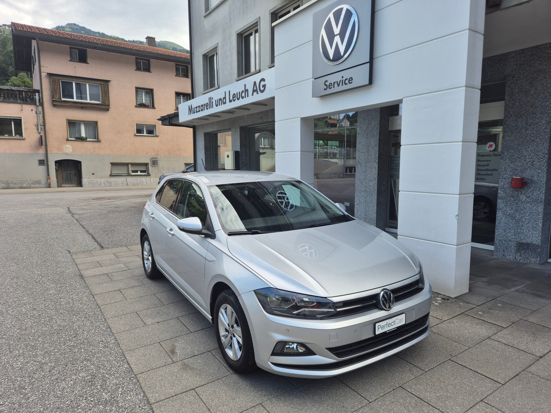 VW Polo 1.0 TSI BMT Comfortline DSG-image-1