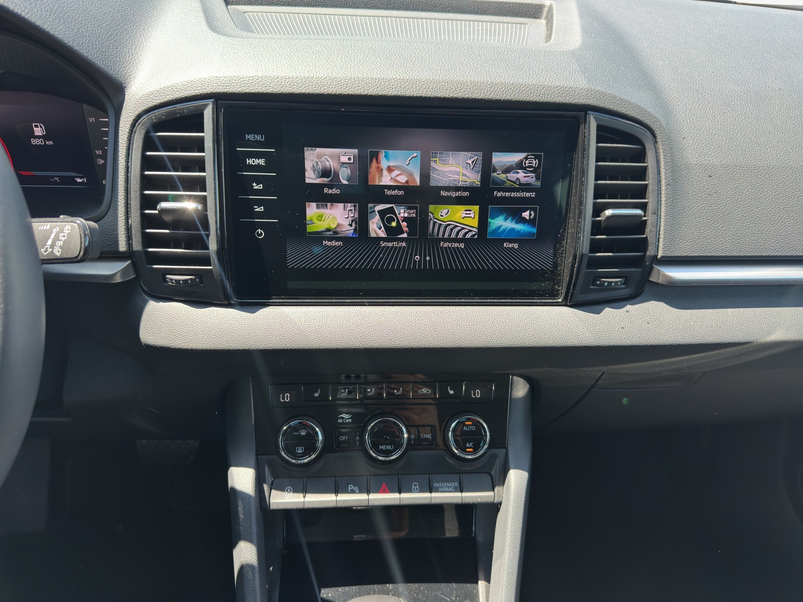 SKODA Karoq 2.0 TDI CR Selection 4x4 DSG-image-10