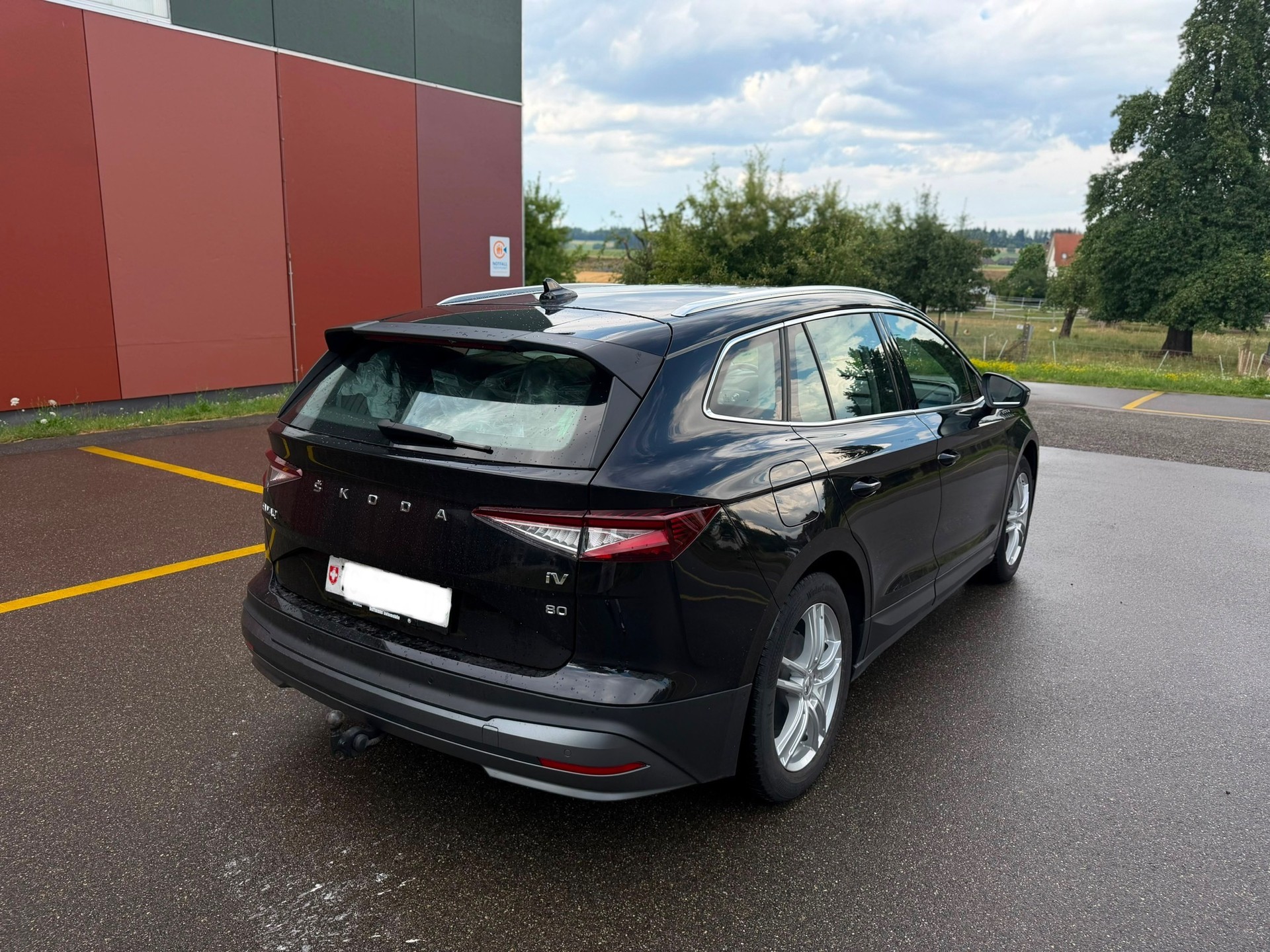 SKODA Enyaq iV 80-image-2