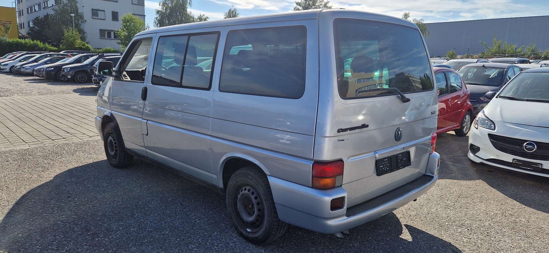 VW T4 Caravelle 2.5TDI ABS-image-4