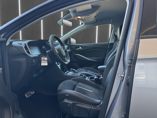 OPEL Grandland Hybrid4 GSe-image-9