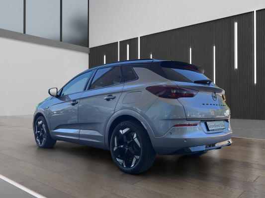 OPEL Grandland Hybrid4 GSe-showroom-element-3