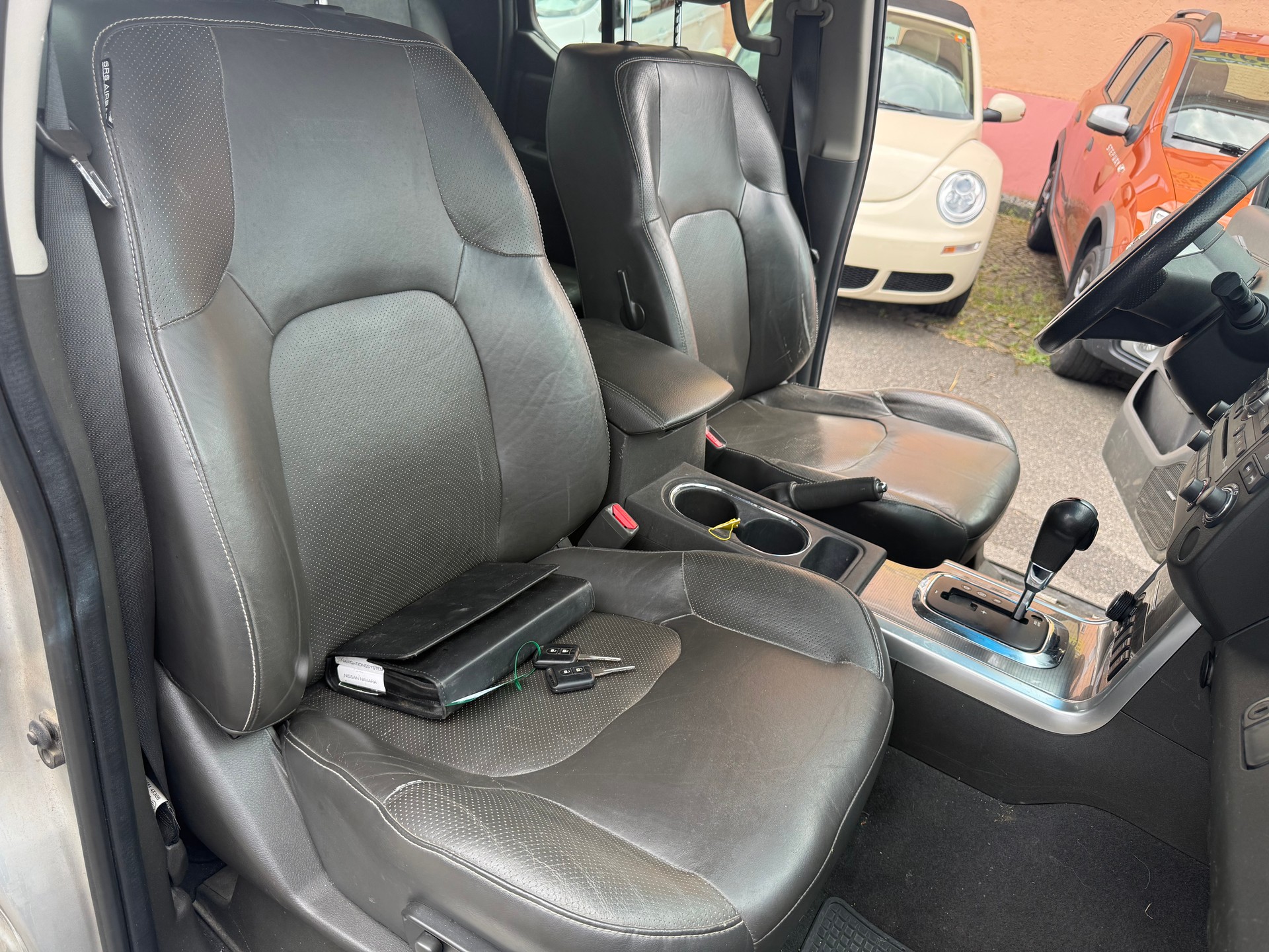 NISSAN Navara V6 Double Cab LE 3.0 dCi 4WD Automat-image-7