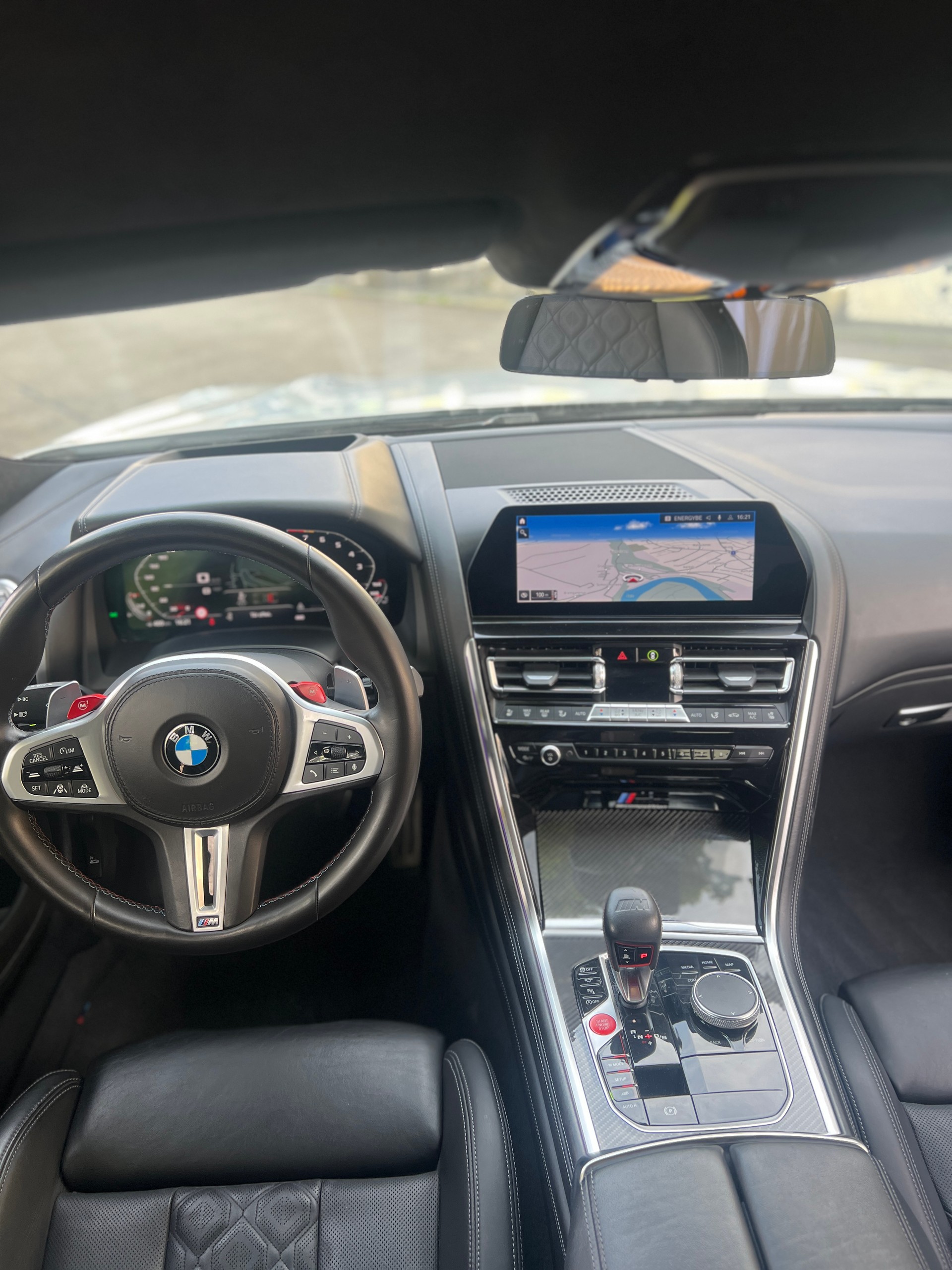 BMW M8 xDrive M Competition Steptronic-image-8
