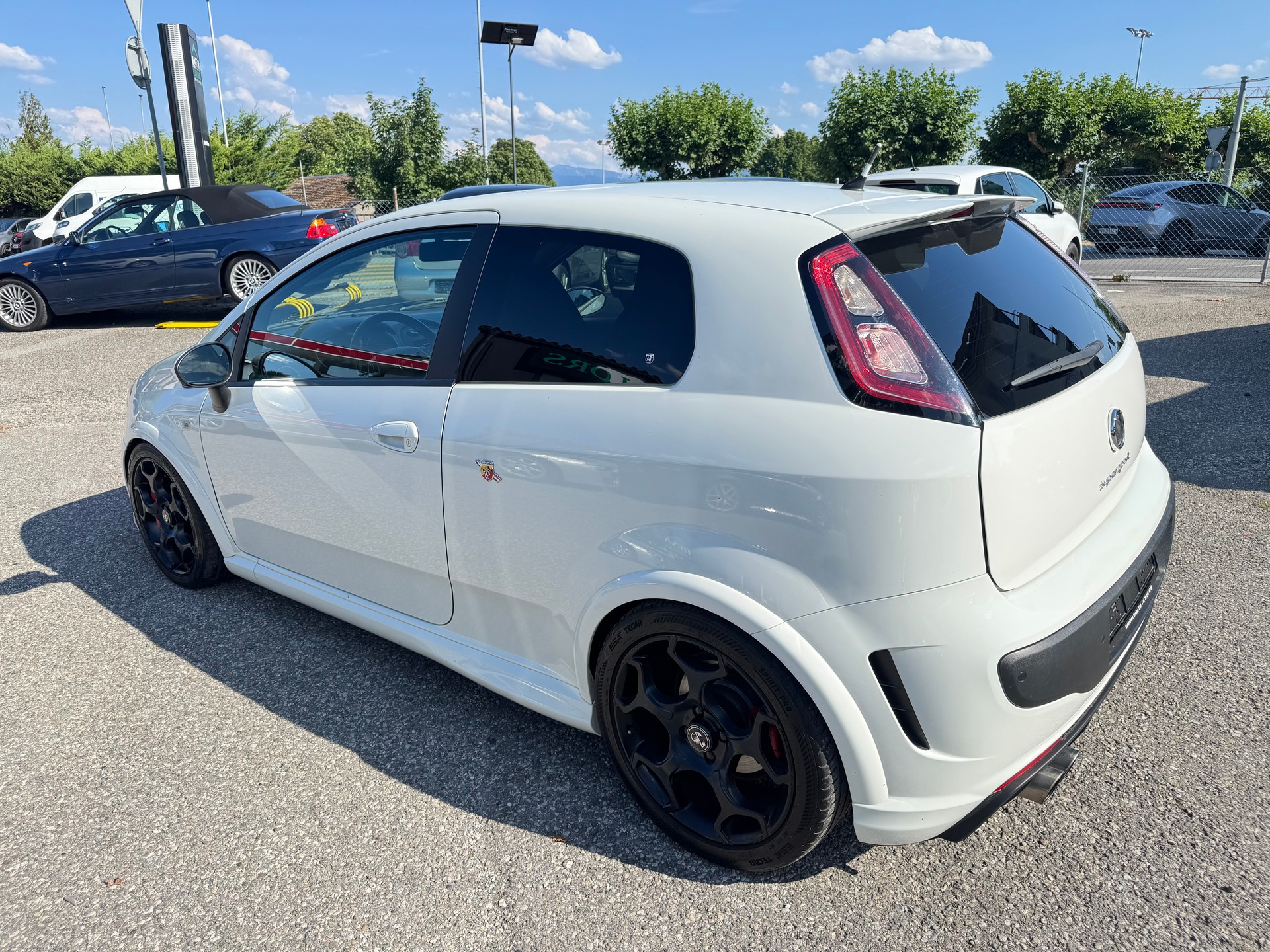 FIAT Punto 1.4 16V Turbo Abarth Supersport-image-5