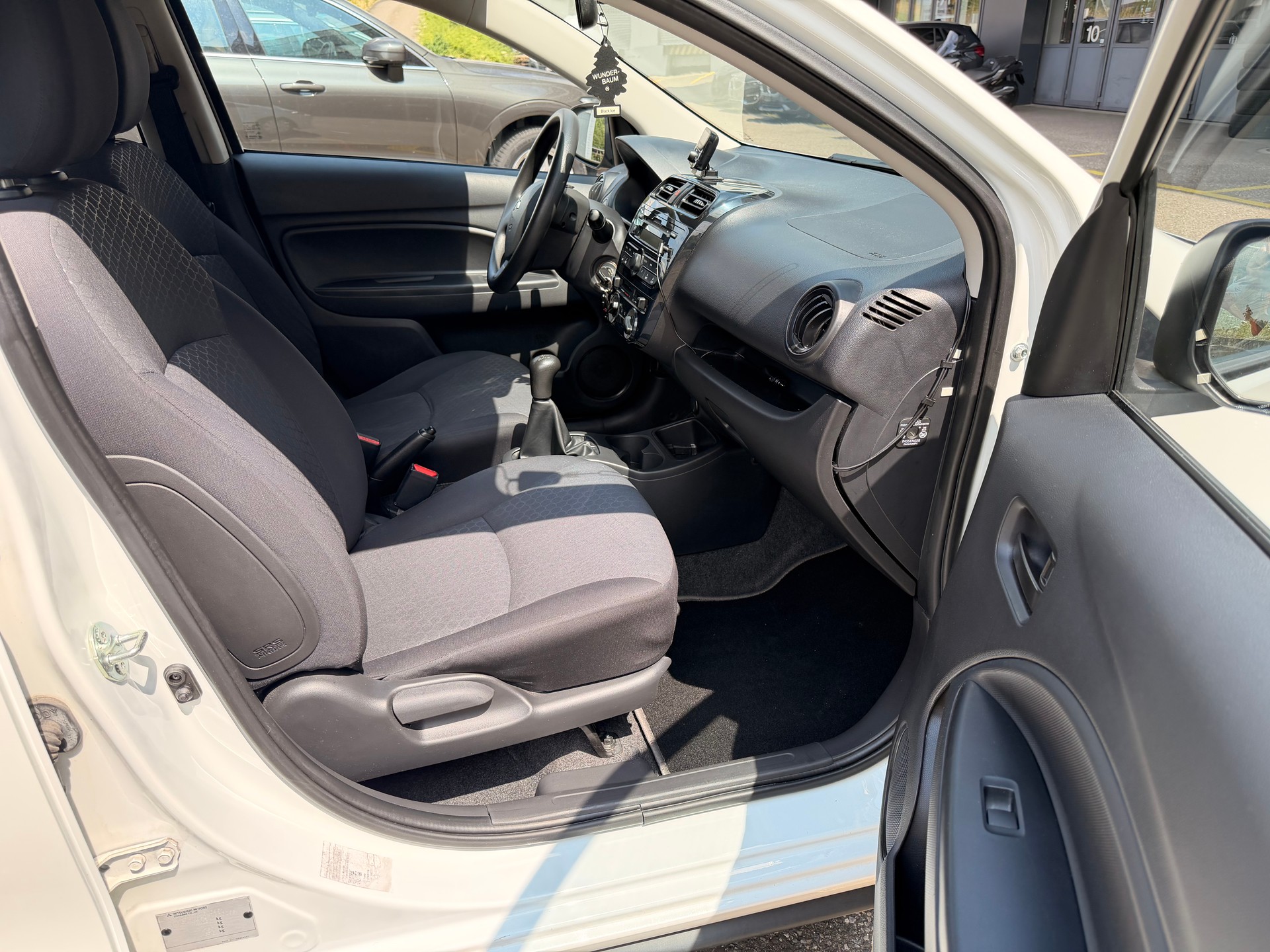 MITSUBISHI Space Star 1.0 Inform-image-6