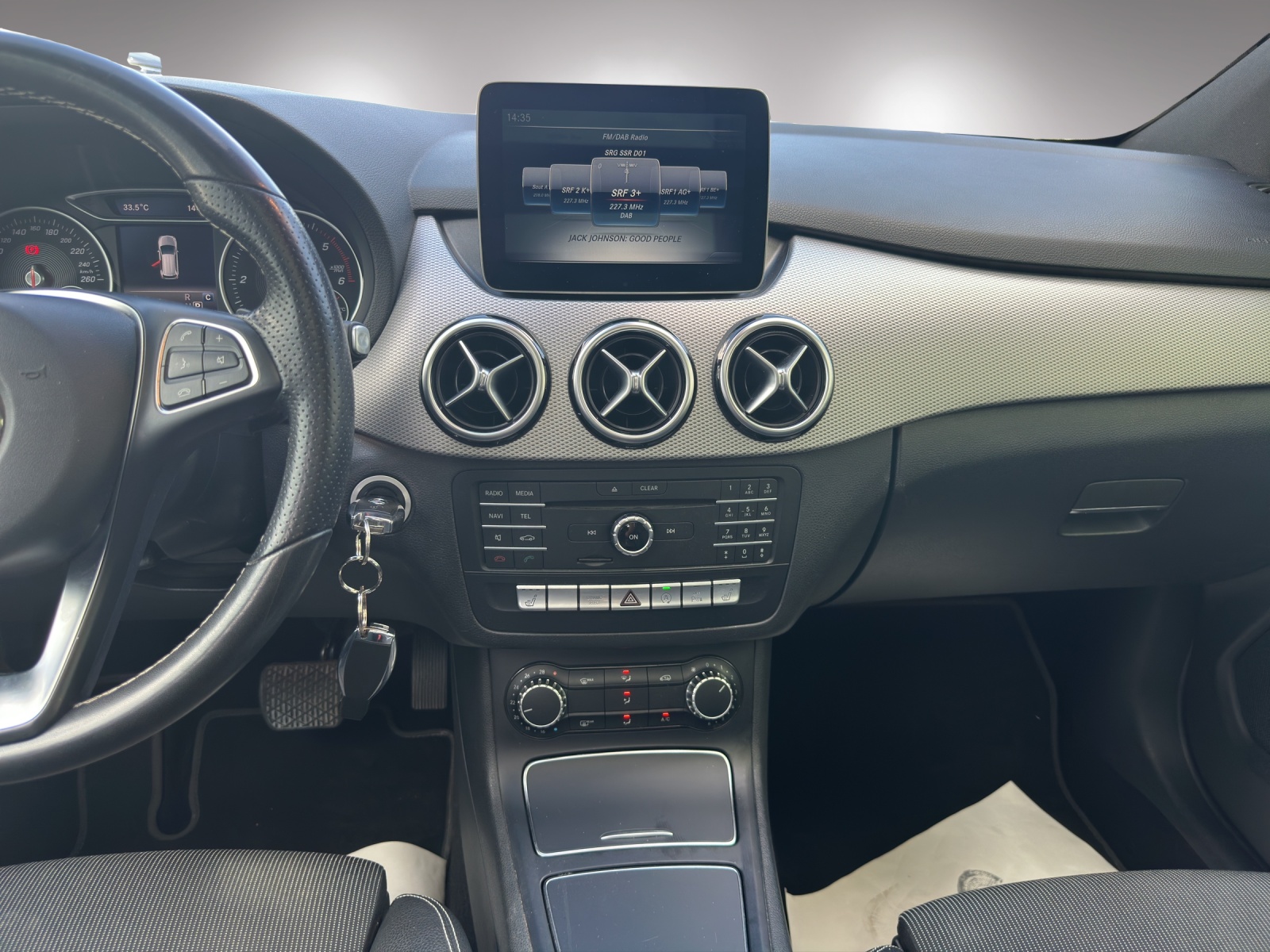 MERCEDES-BENZ B 220 CDI Swiss Star Edition Urban 4Matic 7G-DCT-image-12