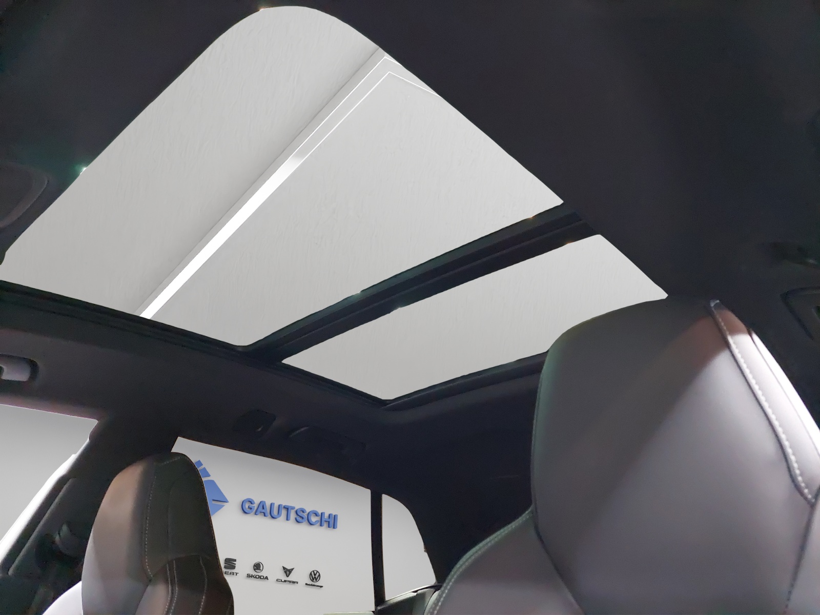 AUDI SQ8 TFSI quattro tiptronic-image-12
