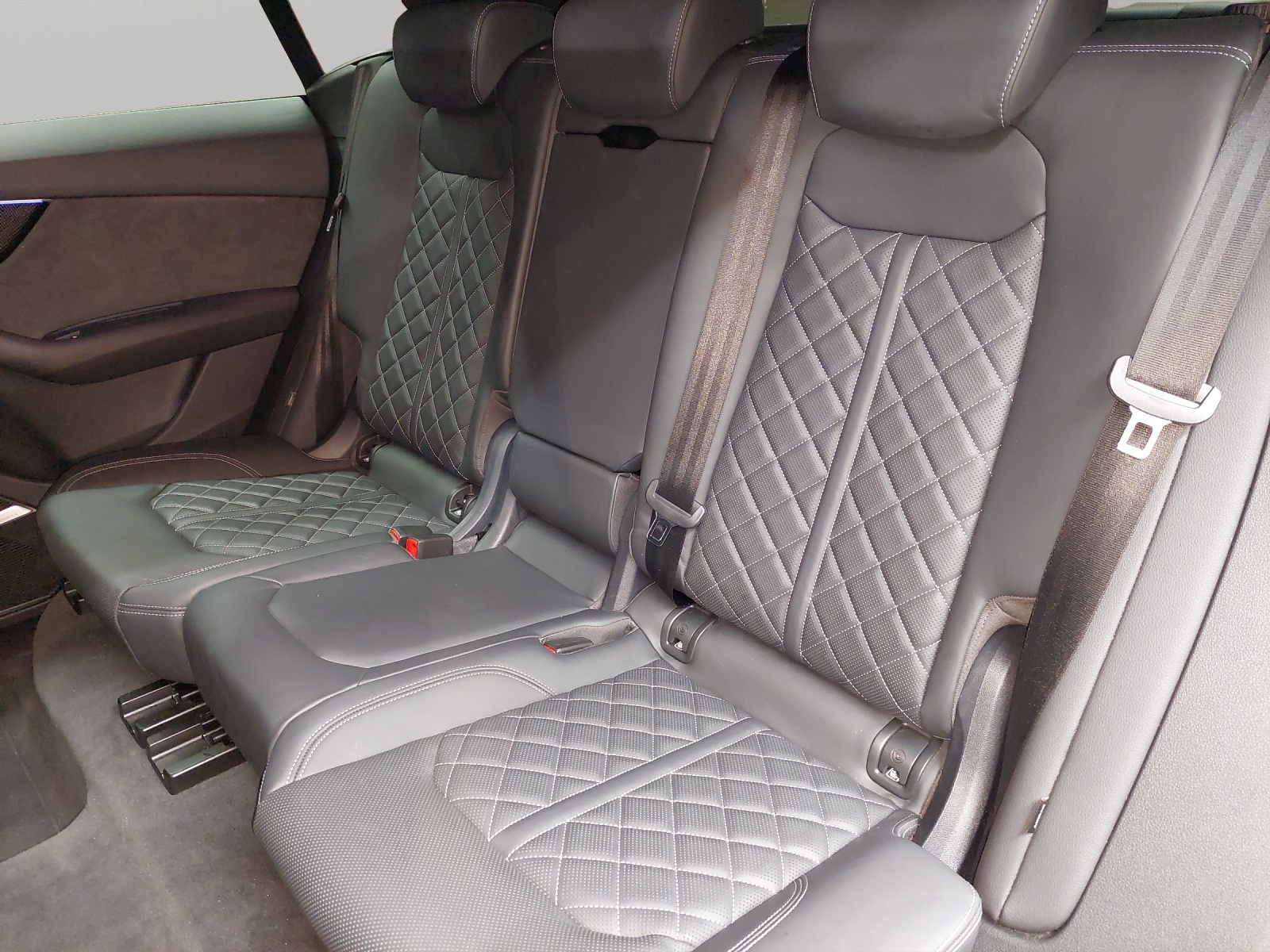 AUDI SQ8 TFSI quattro tiptronic-image-7