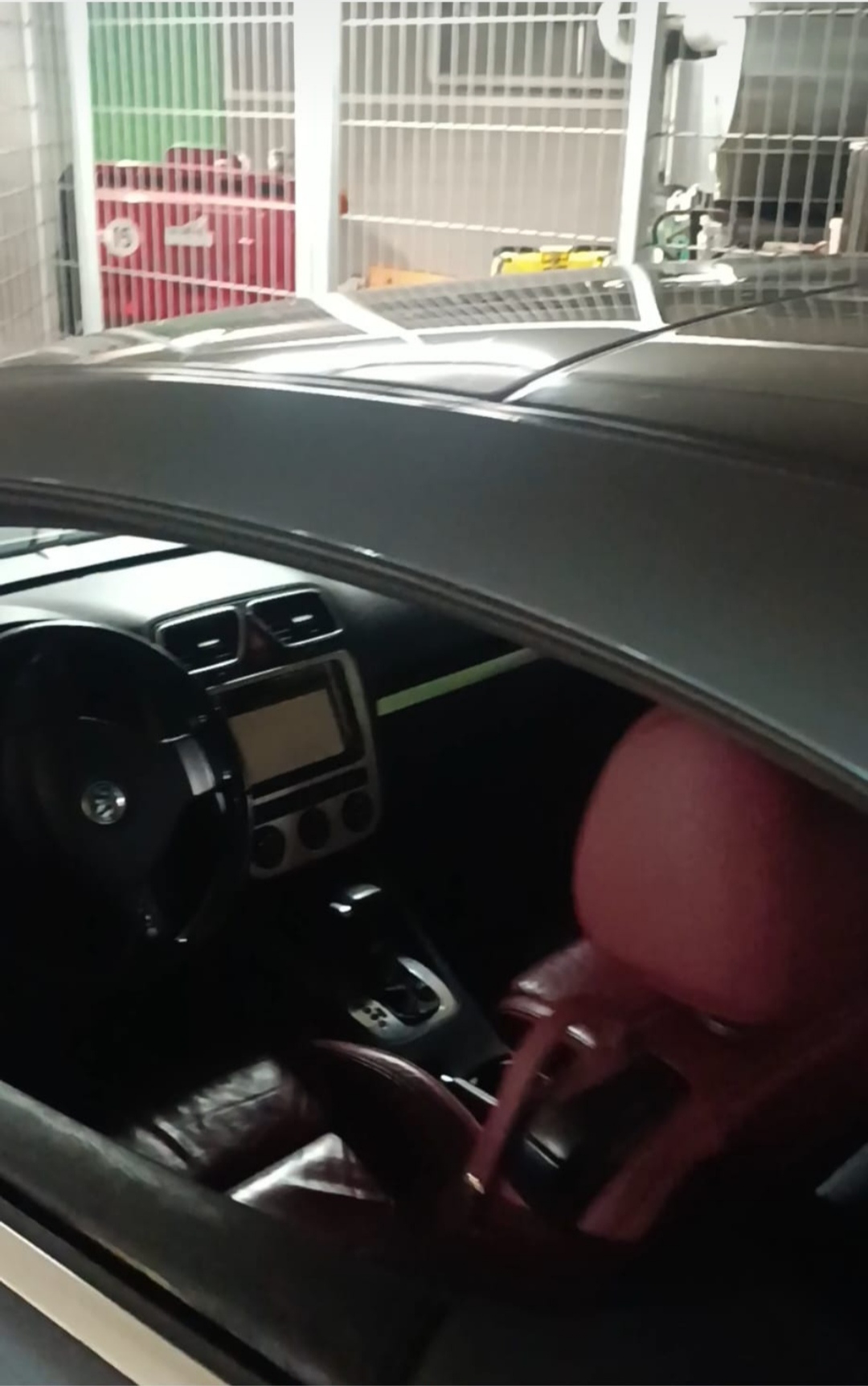 VW Eos 2.0 FSI Turbo-image-4