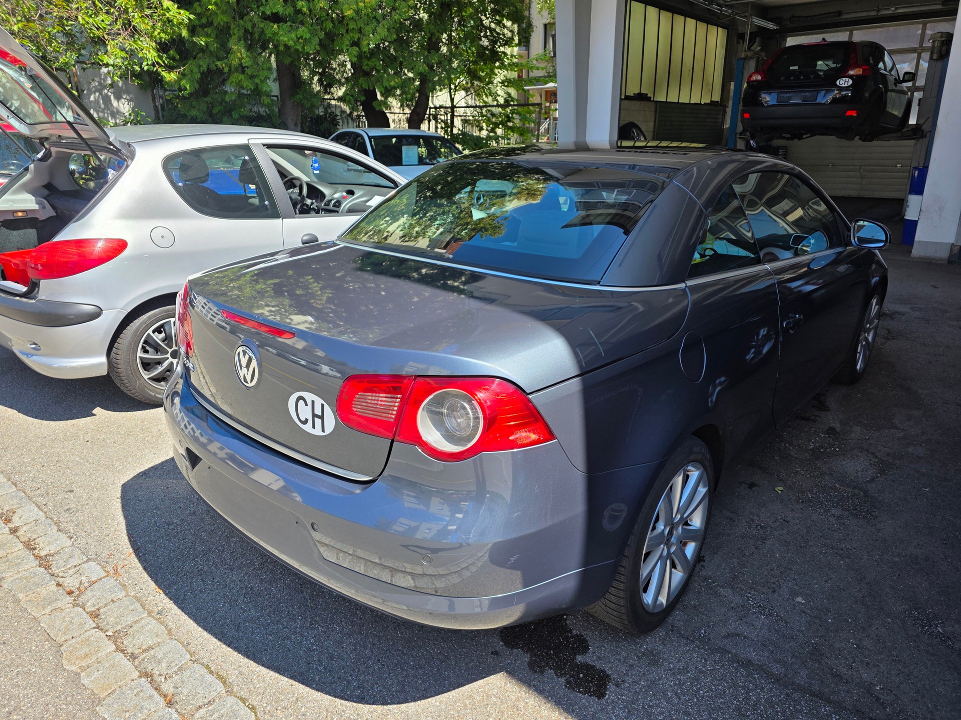 VW Eos 2.0 FSI Turbo-image-7