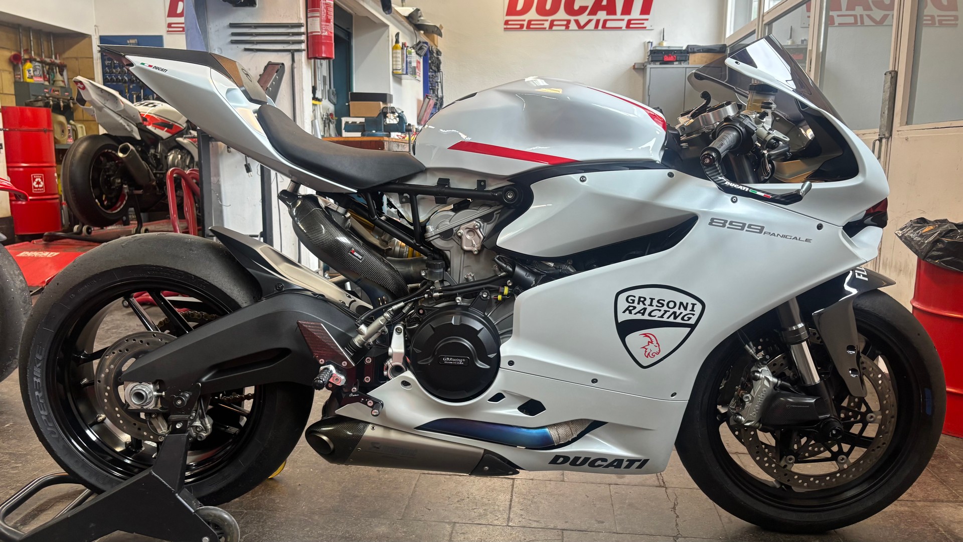 DUCATI Panigale 899 Race Bike