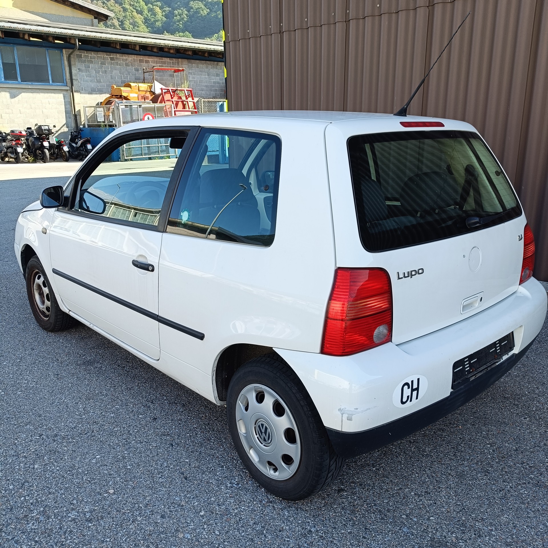 VW Lupo 75 Trendline-image-3