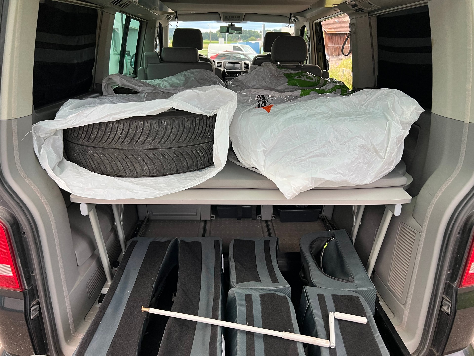 VW T5 California 2.0 Bi-TDI Beach Edition 4Motion DSG-image-7
