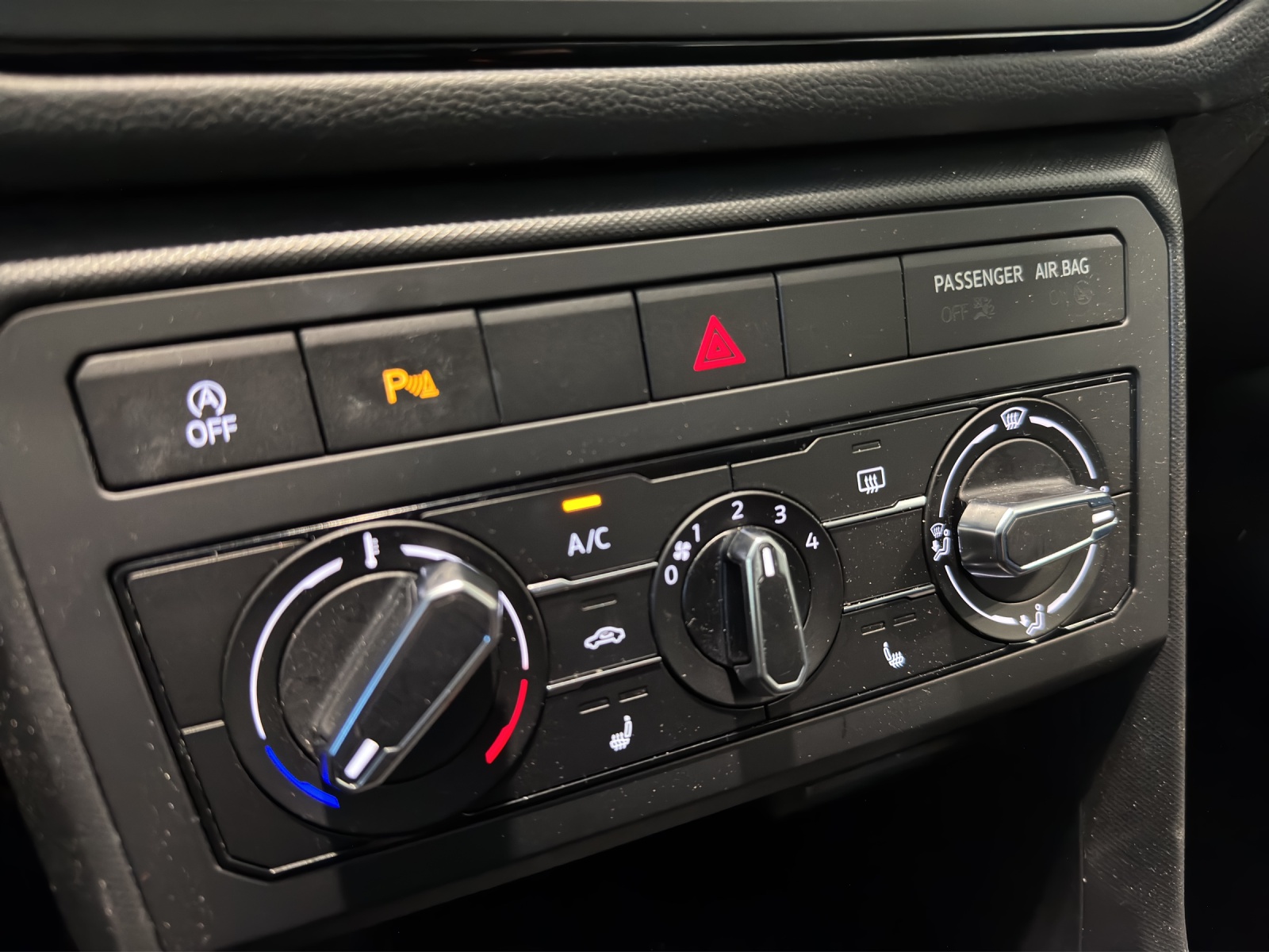 VW T-Cross 1.0 TSI-image-15