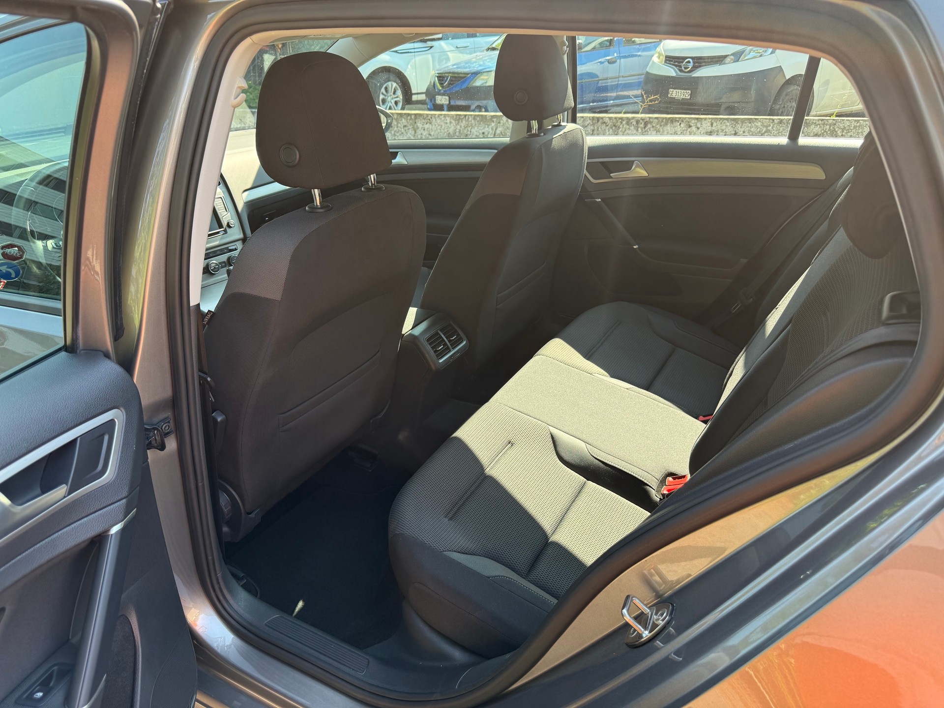 VW Golf 1.4 TSI Comfortline DSG ( Visite du jour-Garantie-Service à jour )-image-6