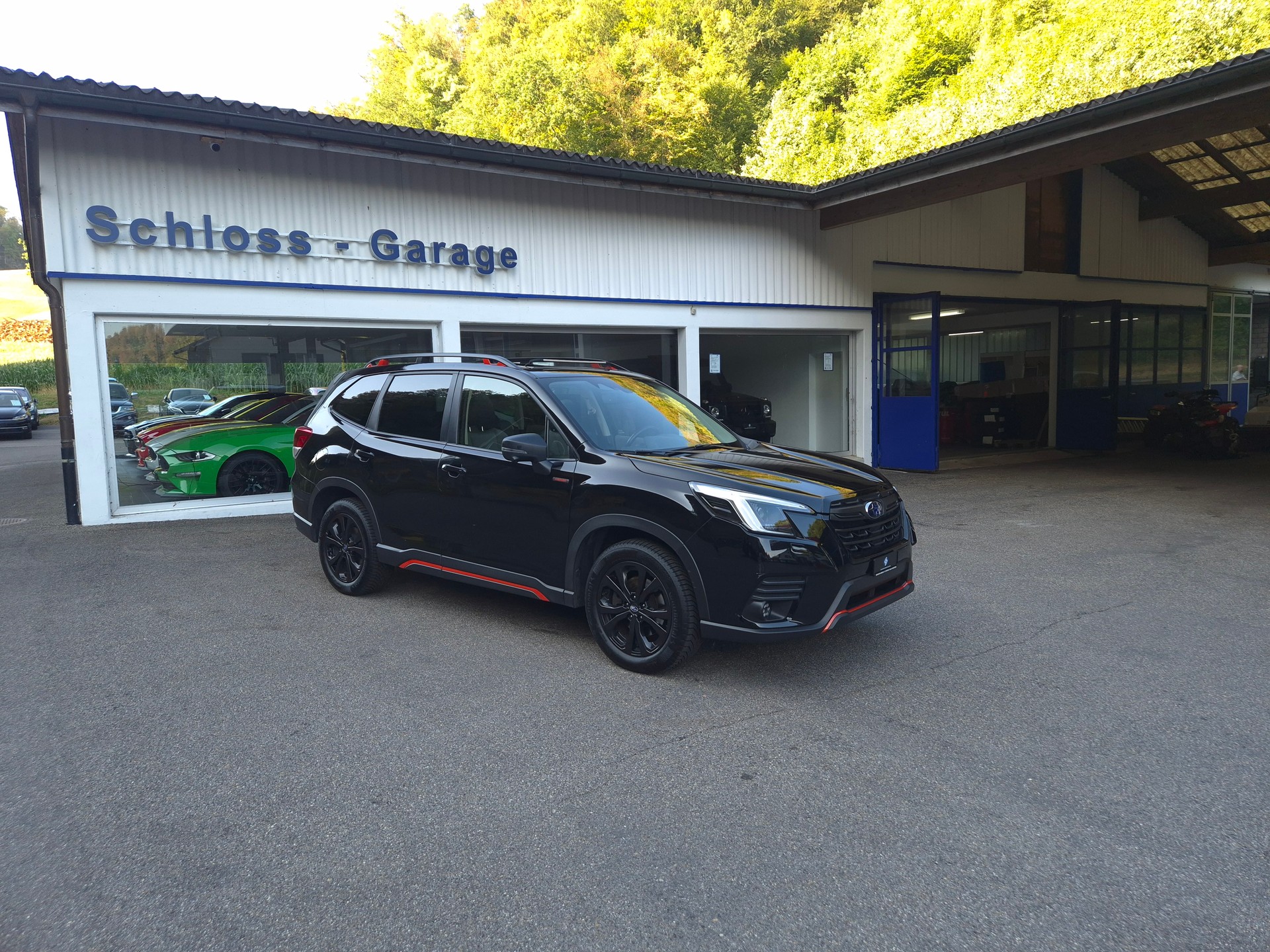 SUBARU Forester 2.0i e-Boxer Luxury Lineartronic-image-0