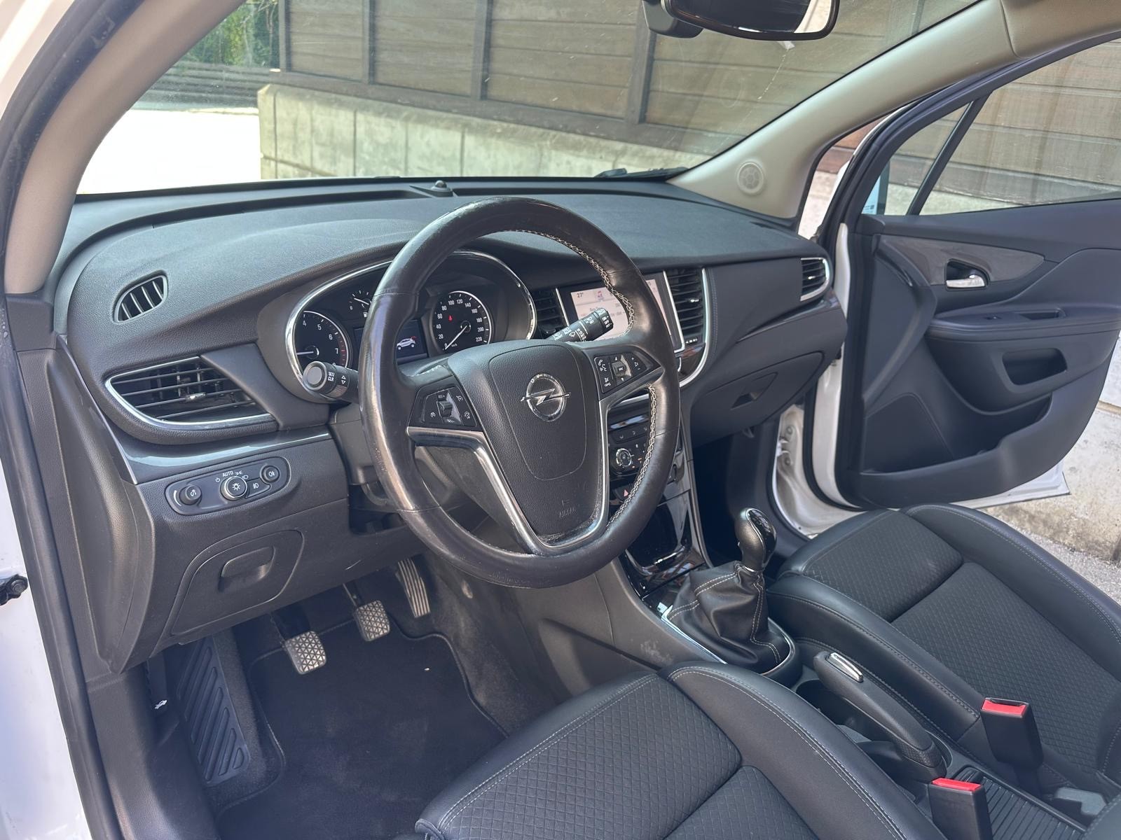OPEL Mokka X 1.4i 16V Turbo Excellence 4WD-image-9