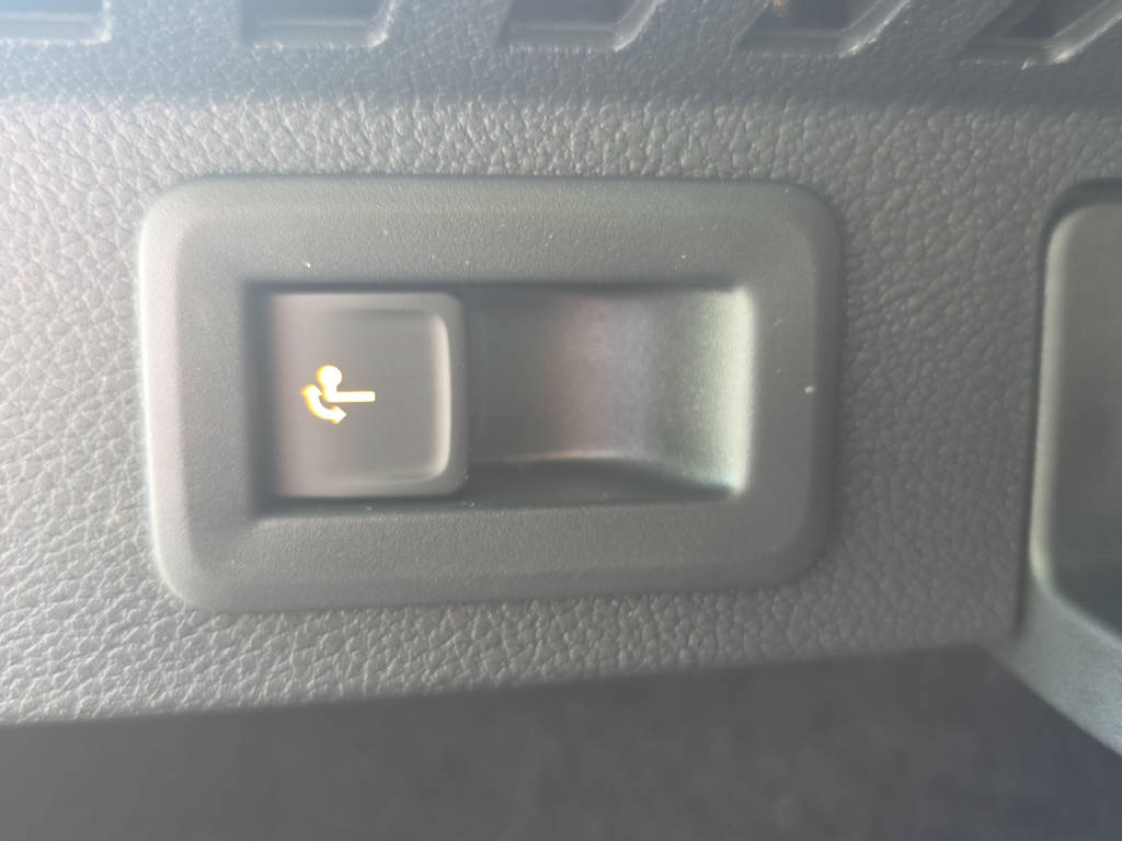 SKODA Kamiq 1.5 TSI Monte Carlo DSG-image-15