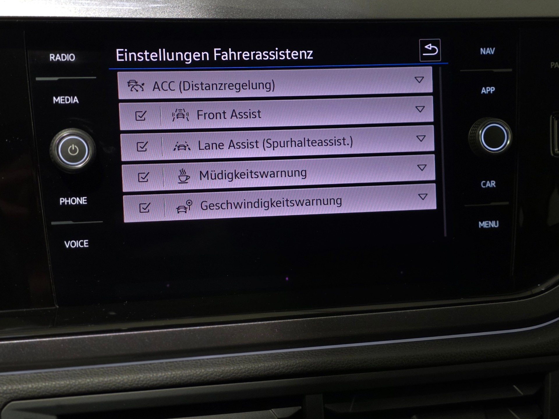 VW Polo 1.0 TSI Style DSG-image-11
