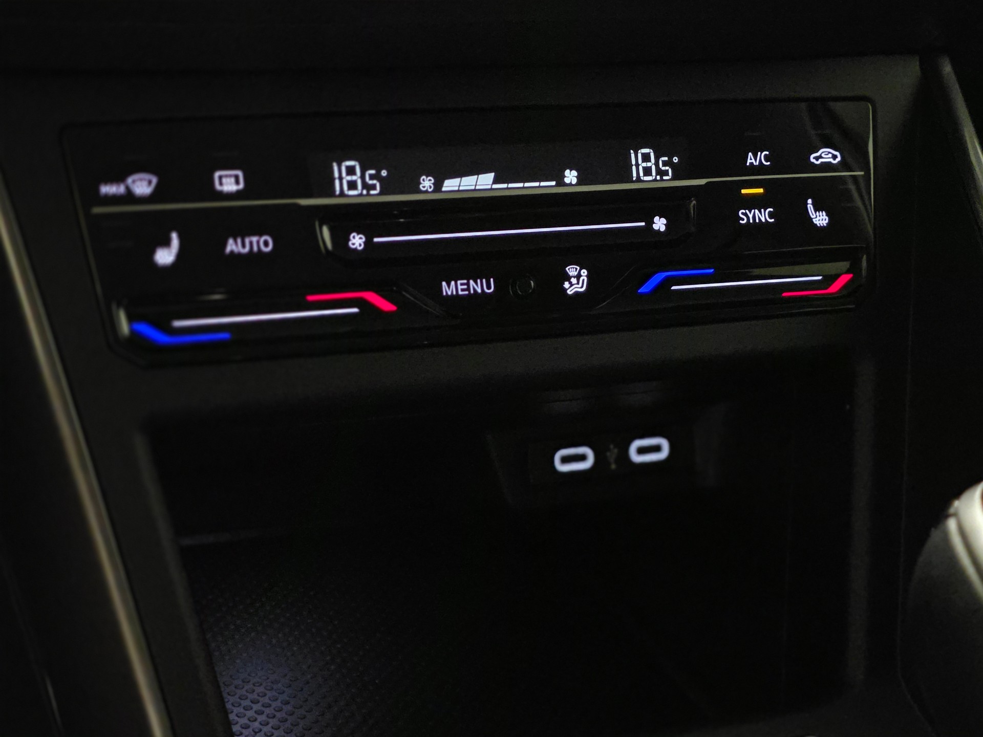 VW Polo 1.0 TSI Style DSG-image-12