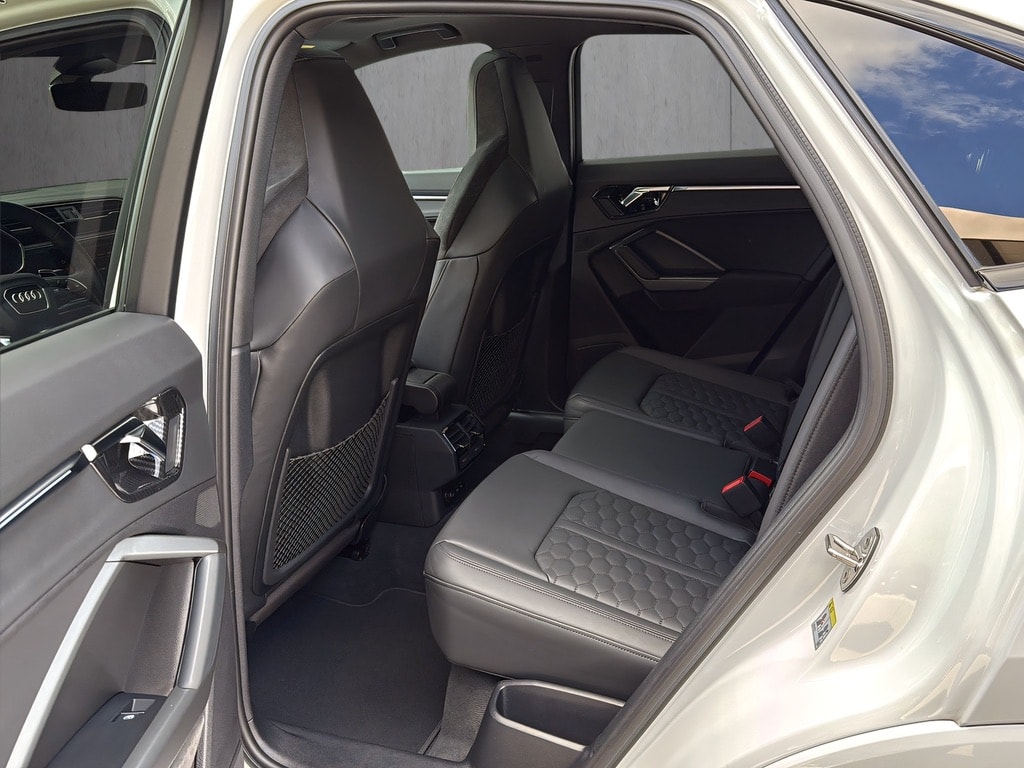 AUDI RS Q3 Sportback quattro S tronic*CH Auslieferung, Vollausstattung,*Gratis Service bis 100'000km.-image-13