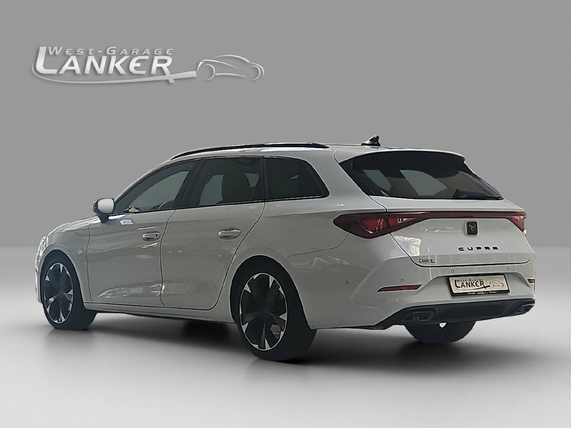 CUPRA Leon ST 1.5 eTSI DSG-image-3