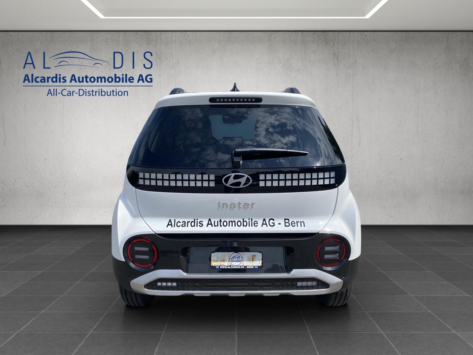 HYUNDAI Inster 49 kWh Electric Amplia-image-4