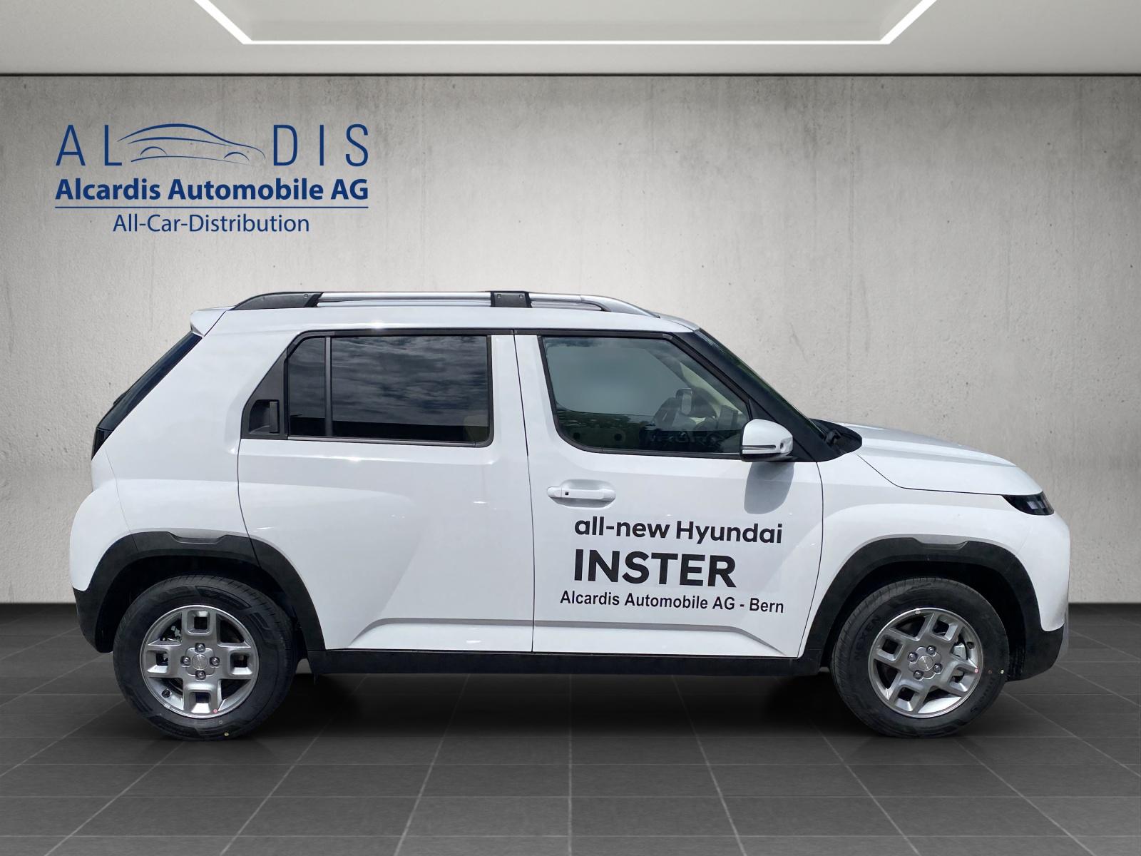 HYUNDAI Inster 49 kWh Electric Amplia-image-2