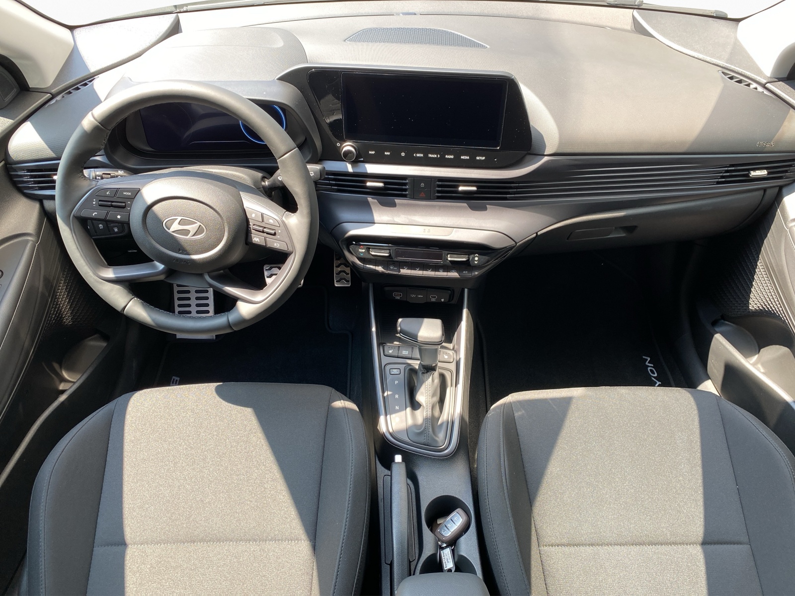 HYUNDAI Bayon 1.0 T-GDi Amplia-image-11