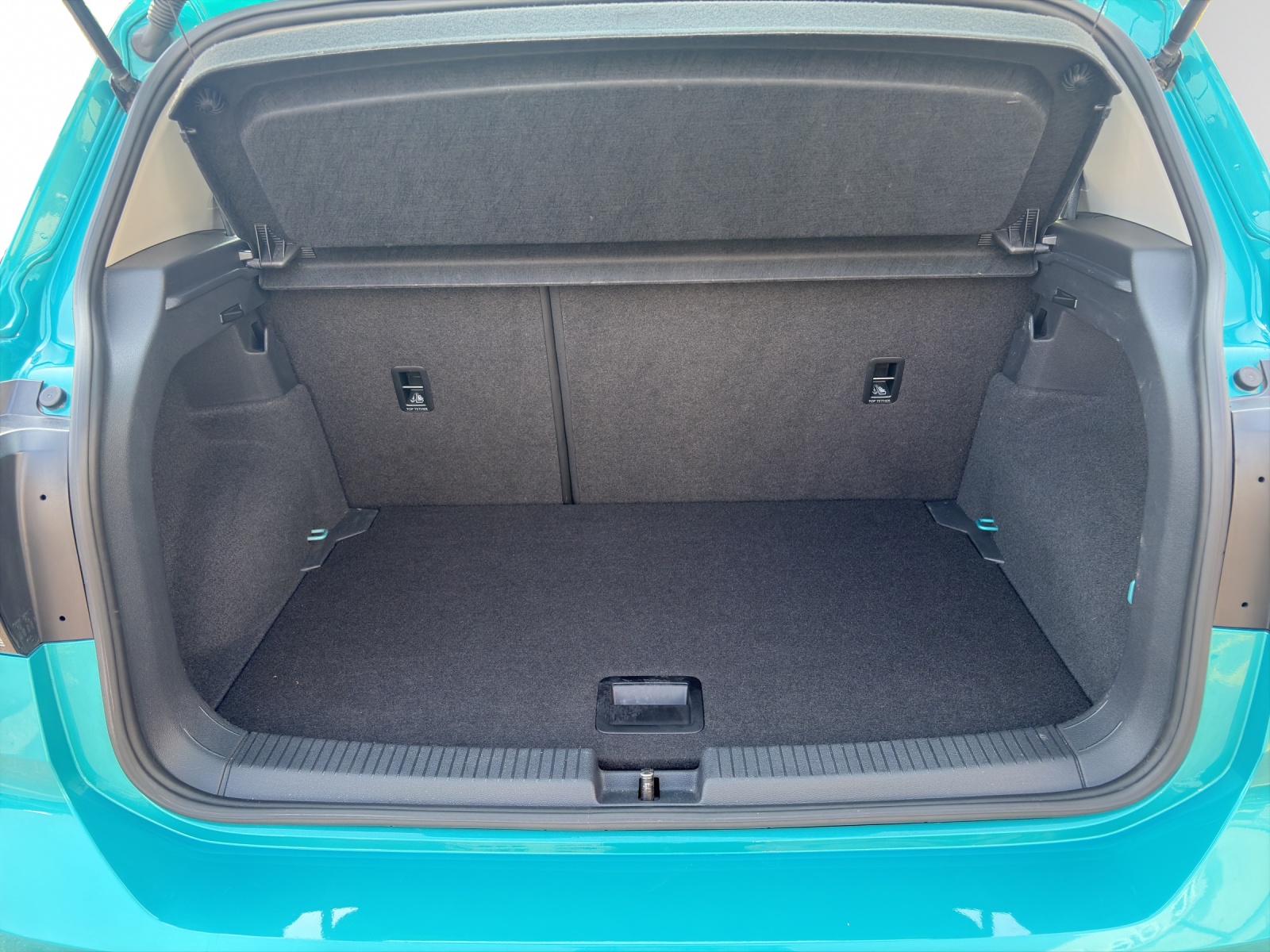 VW T-Cross 1.0 TSI Life-image-6