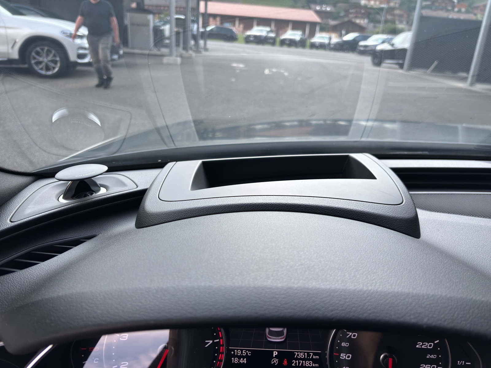 AUDI RS6 Avant 4.0 TFSI V8 quattro Tiptronic-image-11